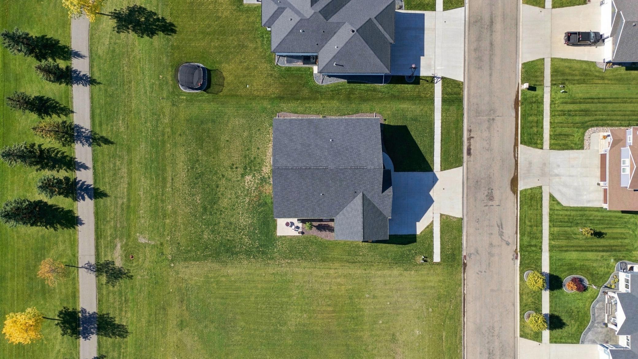 main property photo 50