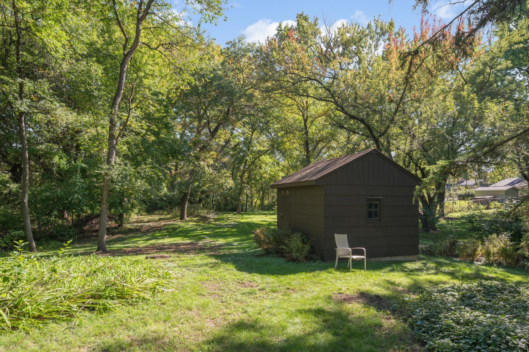 main property photo 32
