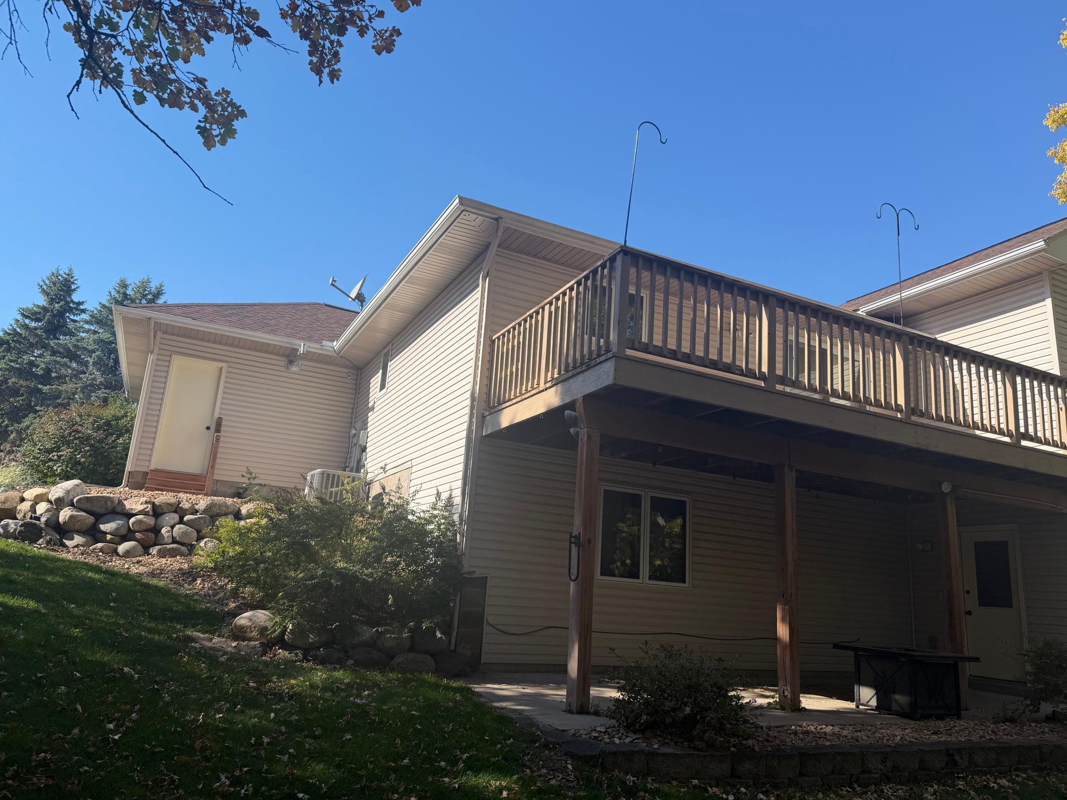 main property photo 46