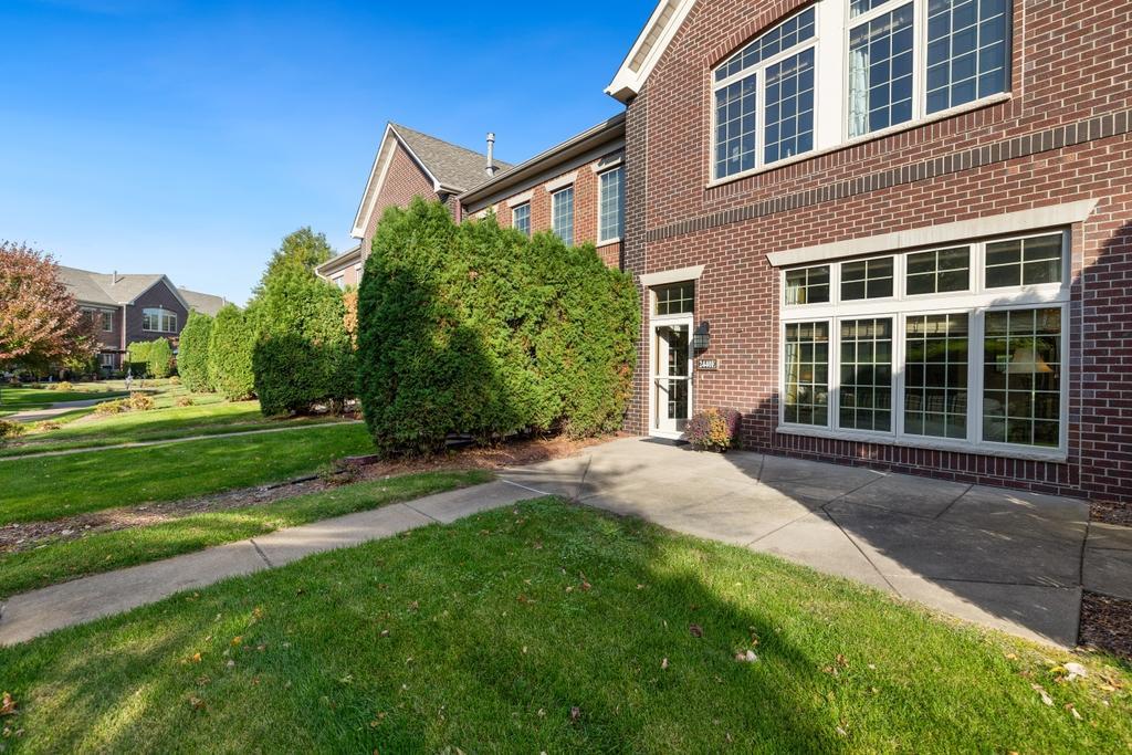 main property photo 25