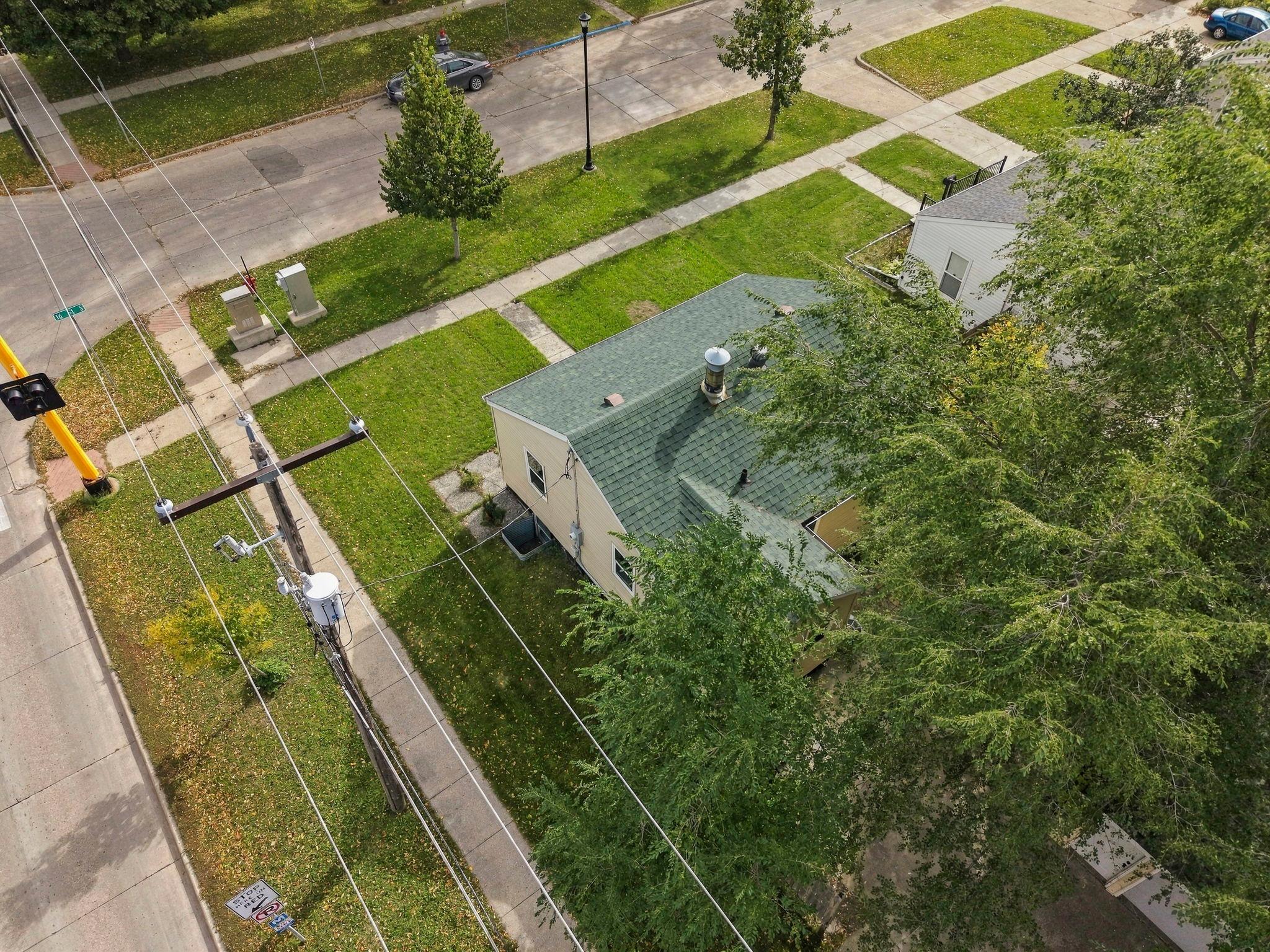 main property photo 22