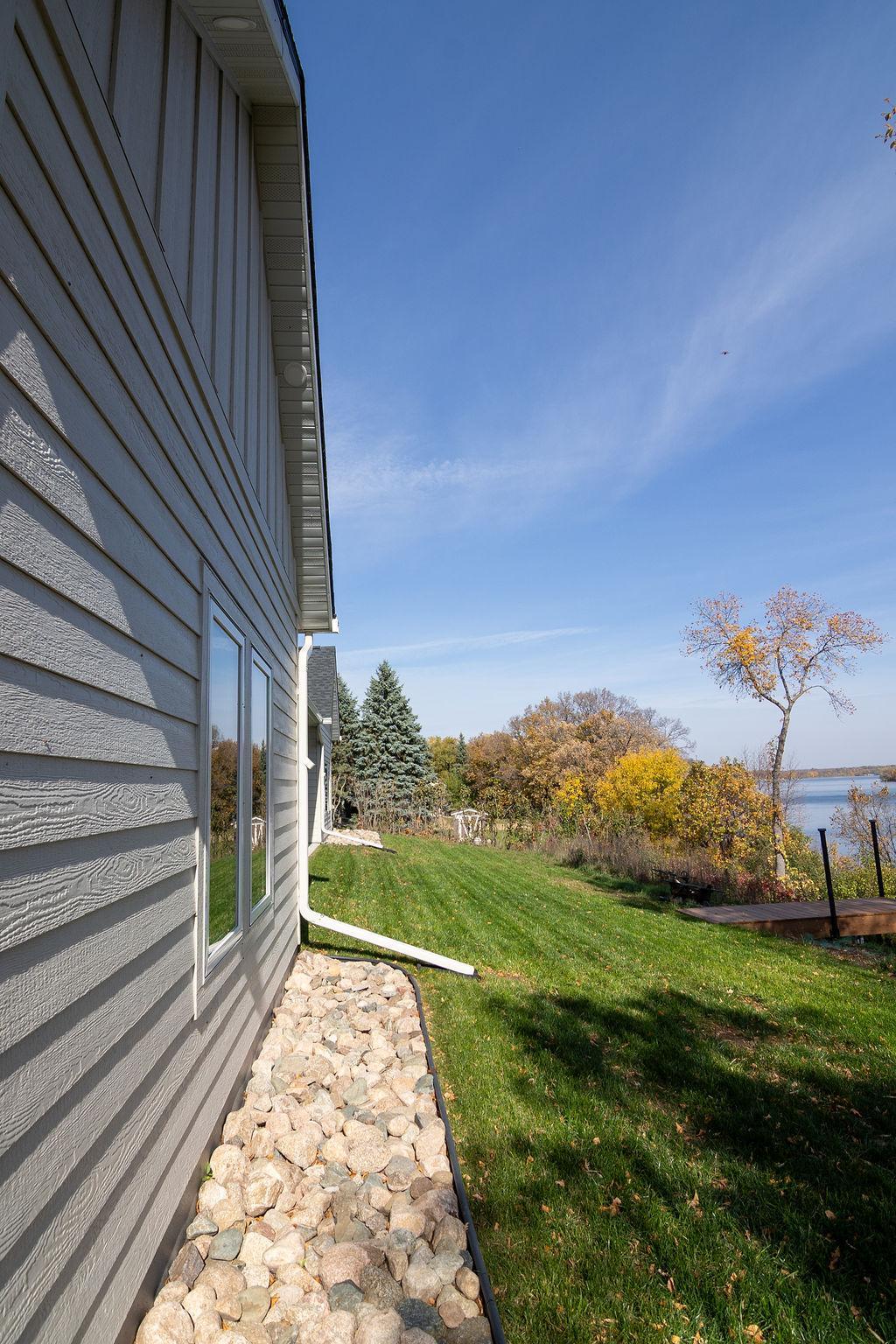 main property photo 74