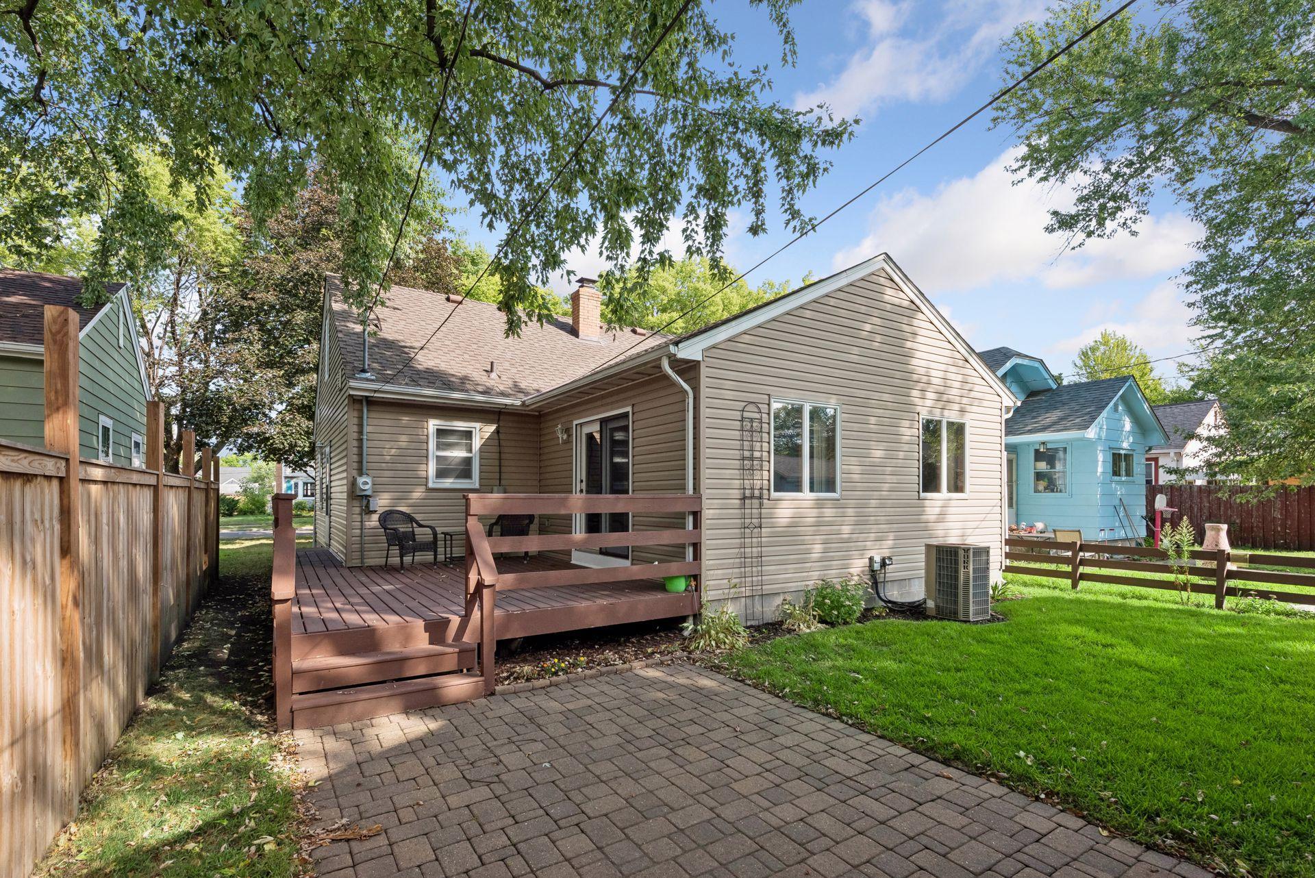 main property photo 22
