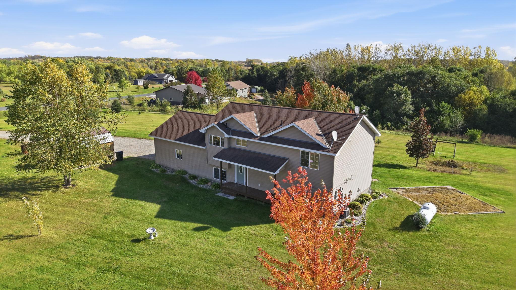 main property photo 35