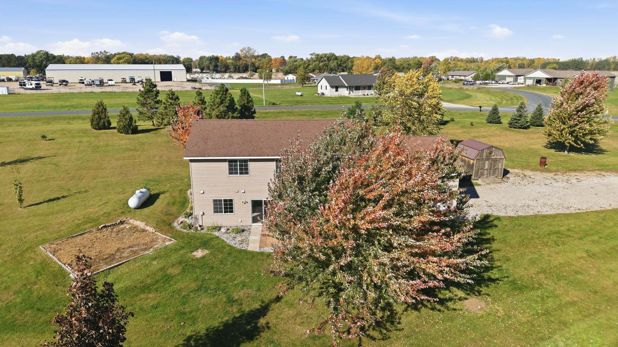 main property photo 37