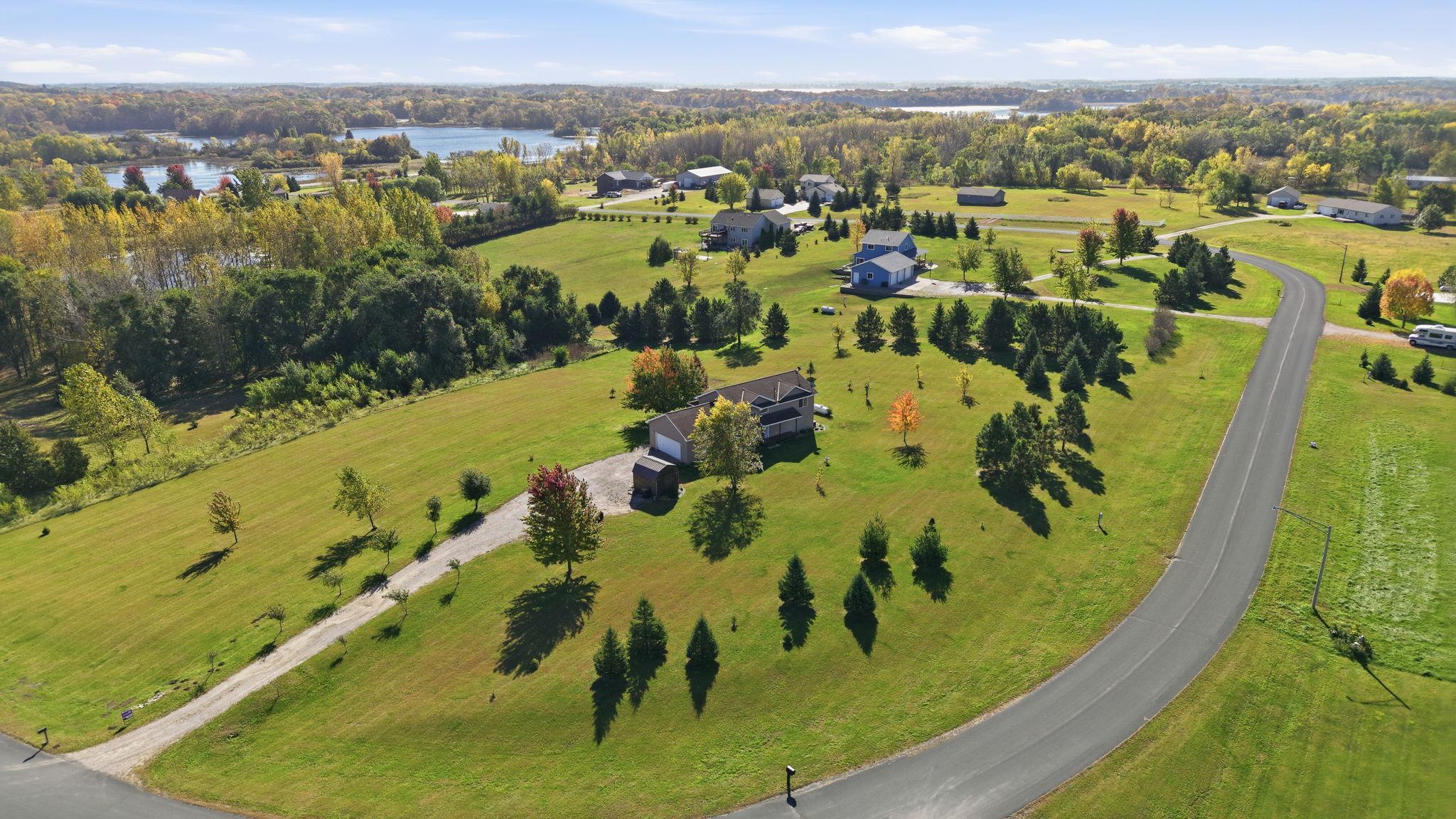 main property photo 40