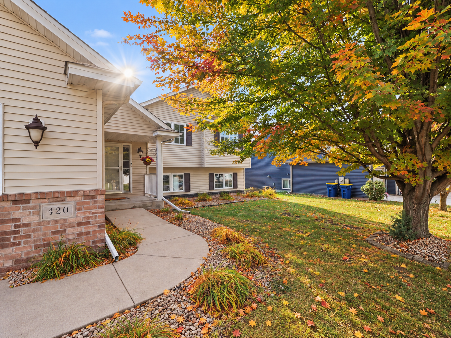 main property photo 23