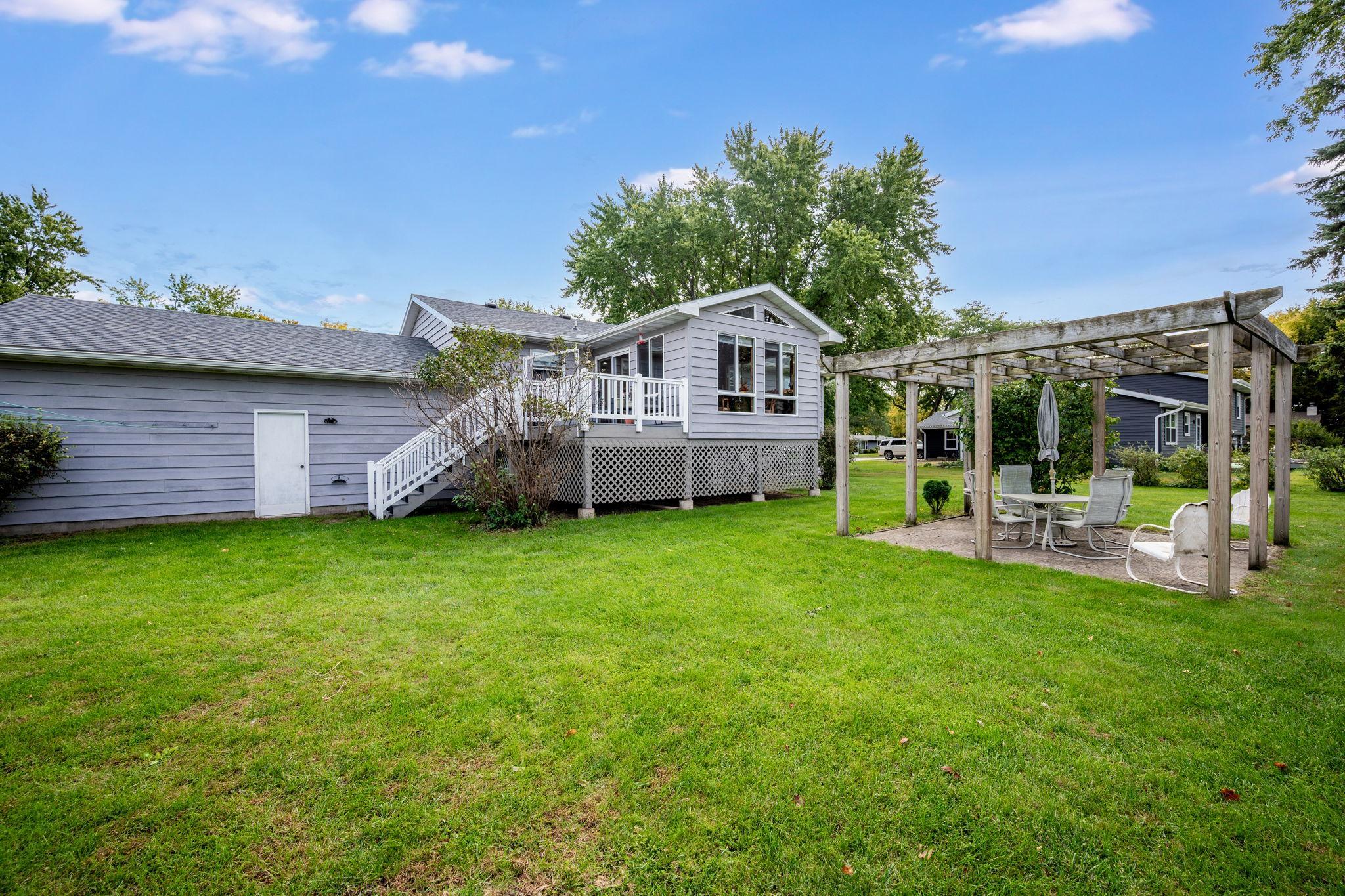 main property photo 13