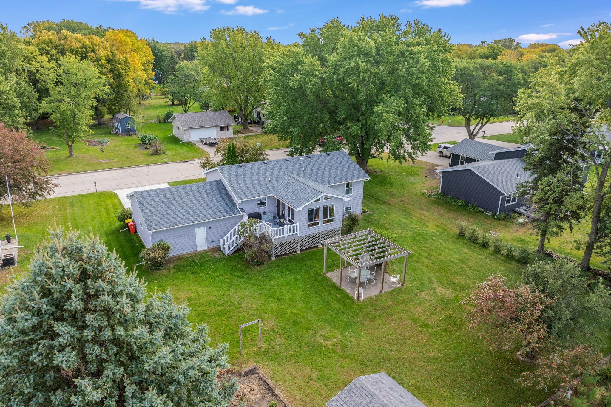 main property photo 8