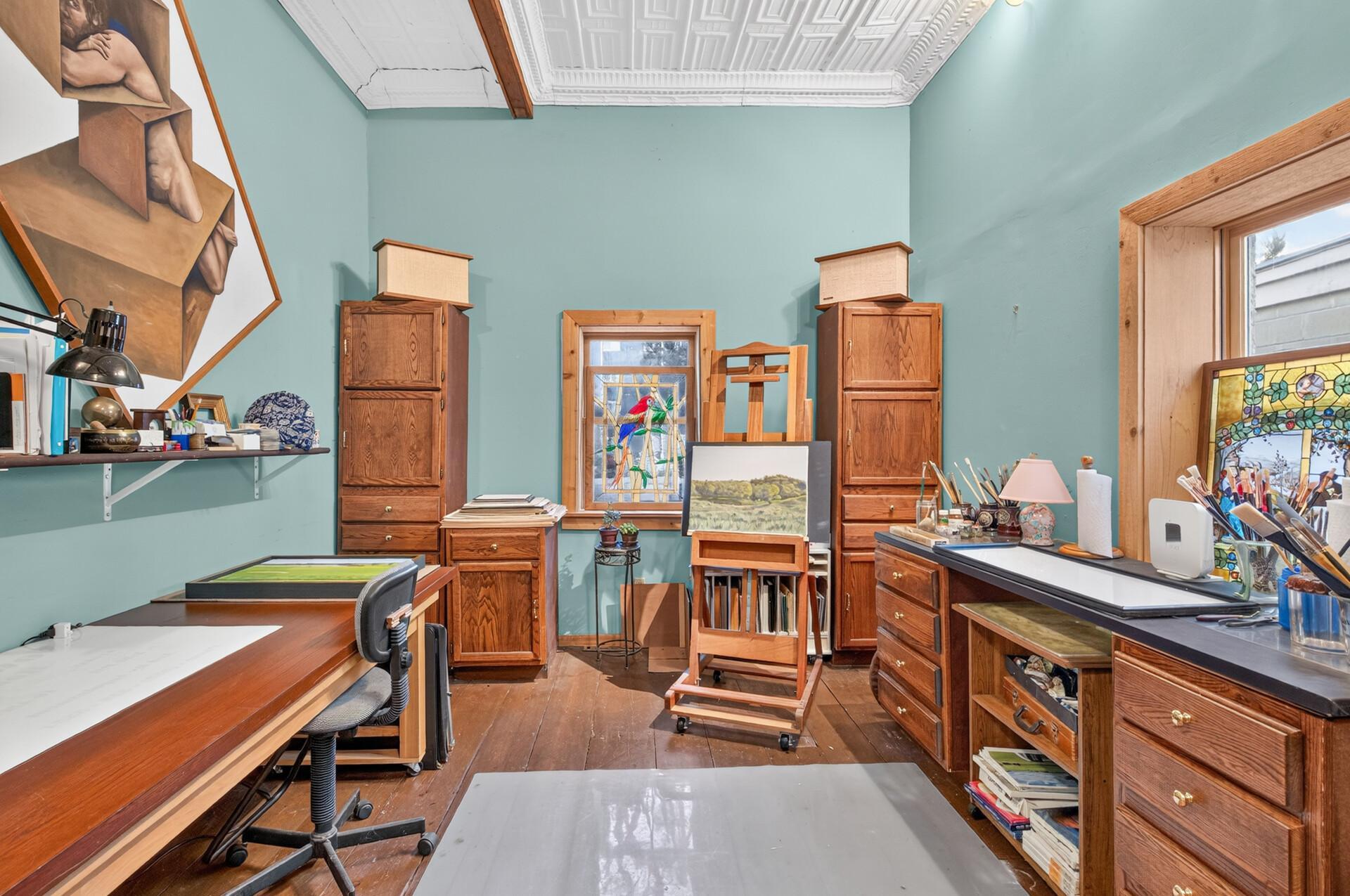 main property photo 20