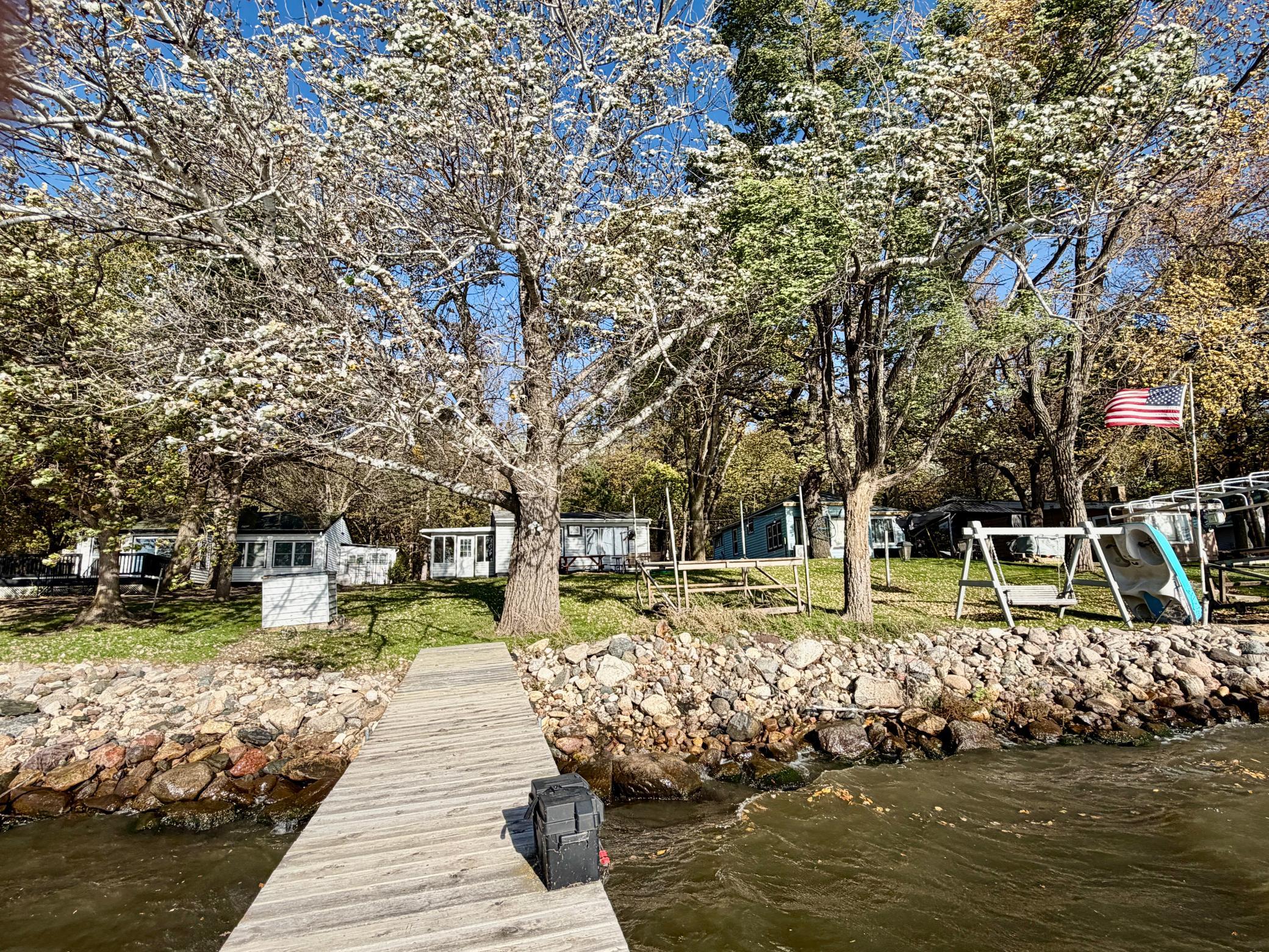 main property photo 16