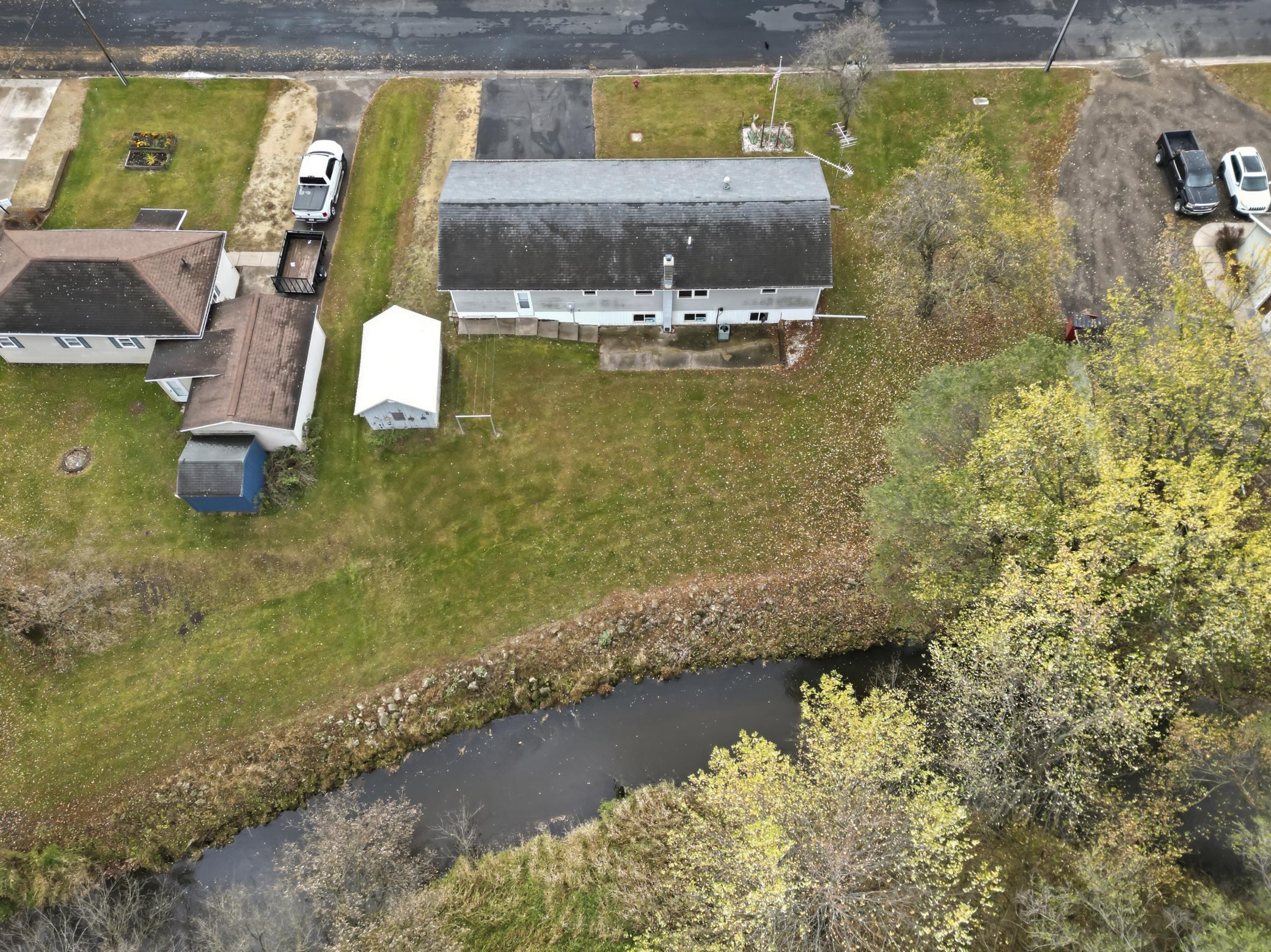 main property photo 51