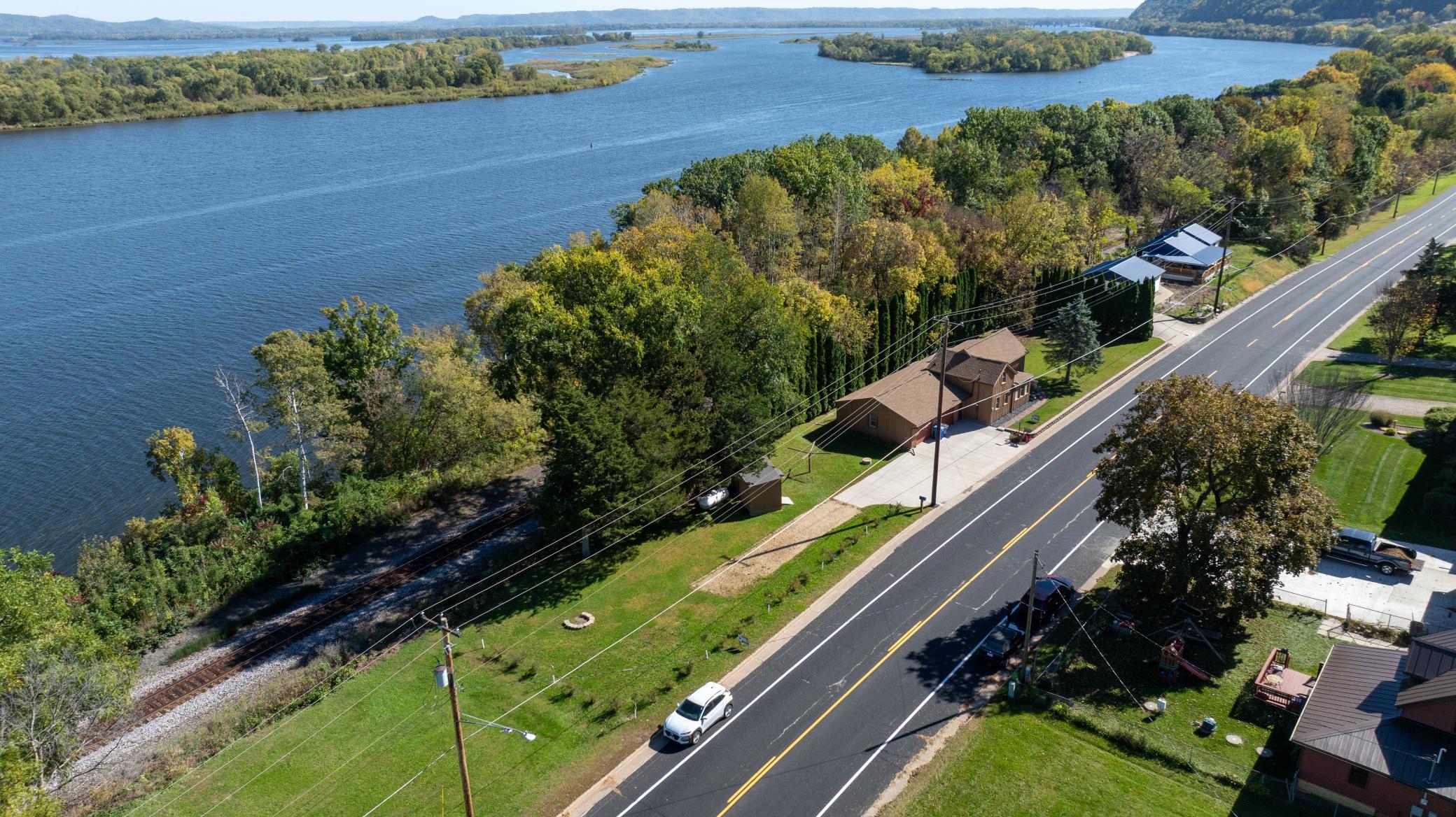 main property photo 38