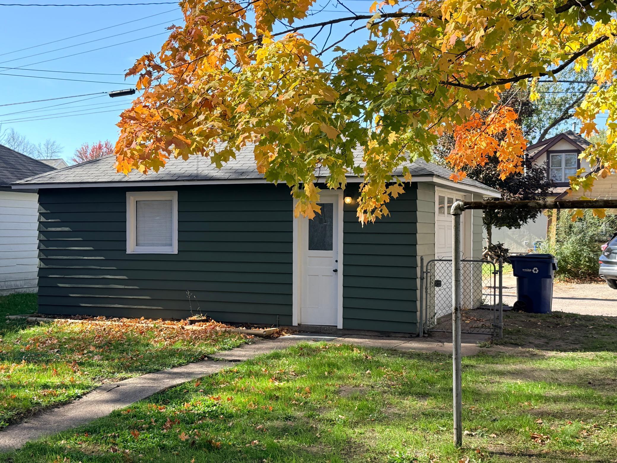 main property photo 41