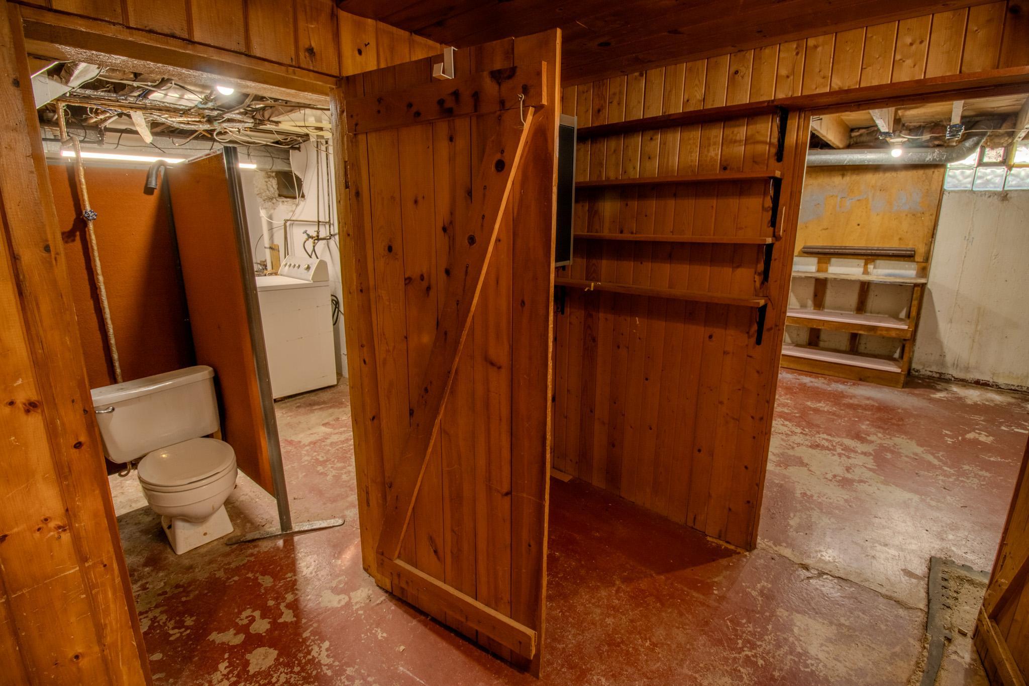 main property photo 36