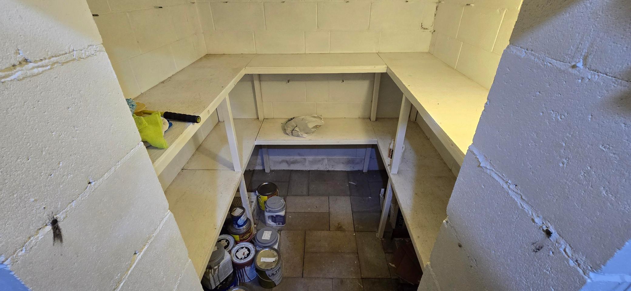 main property photo 48