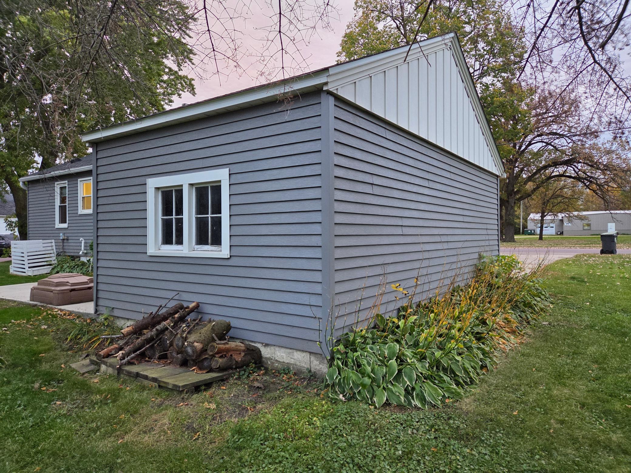 main property photo 35