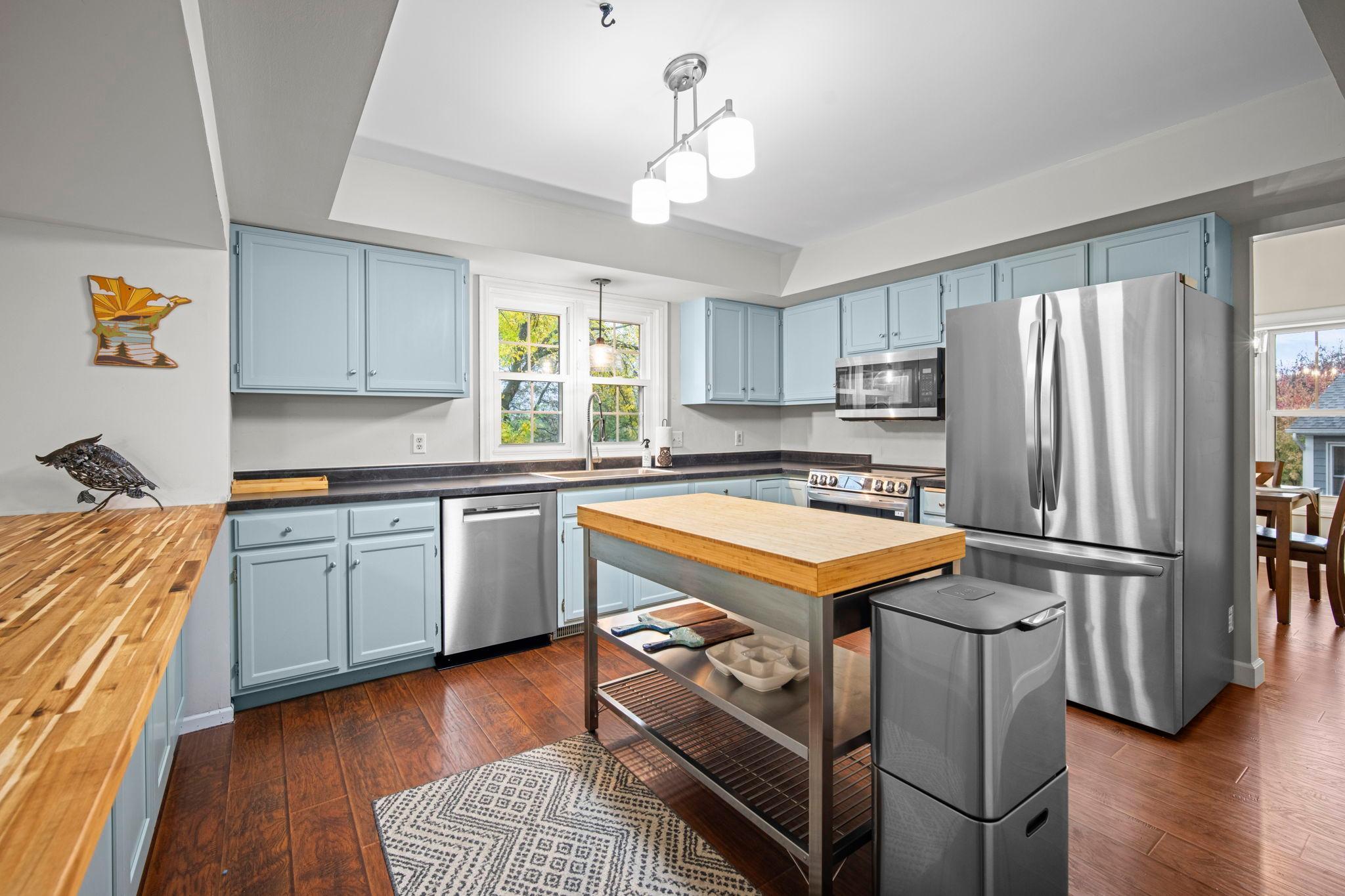 main property photo 16