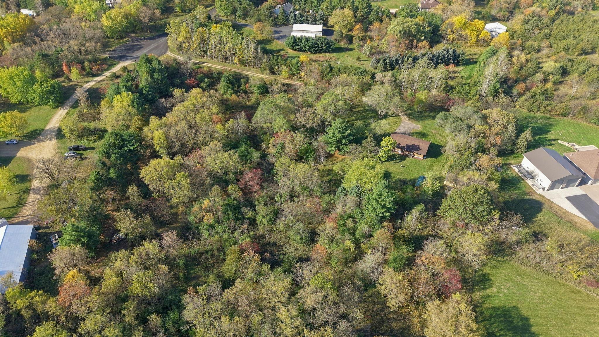 main property photo 30