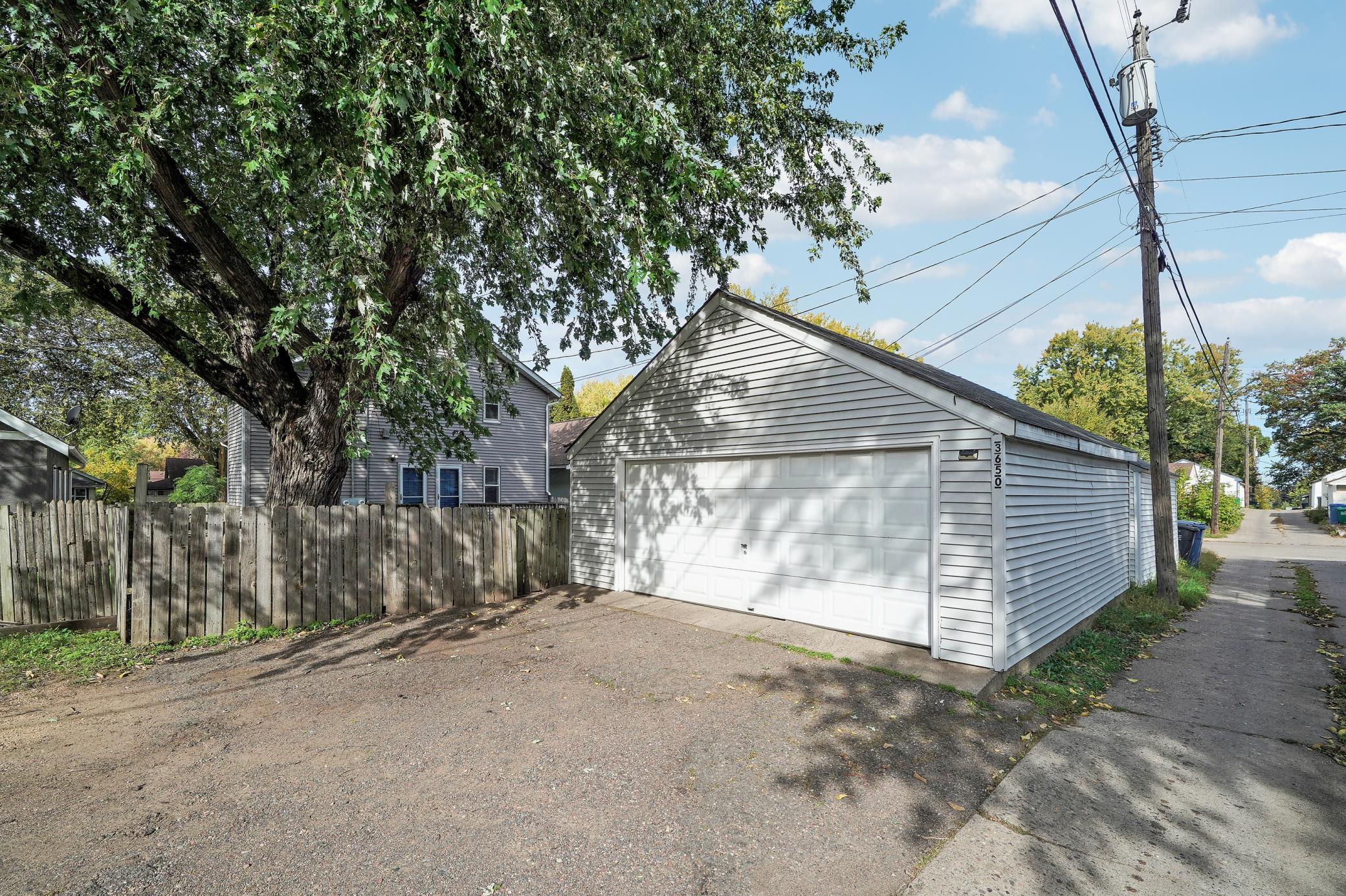 main property photo 53