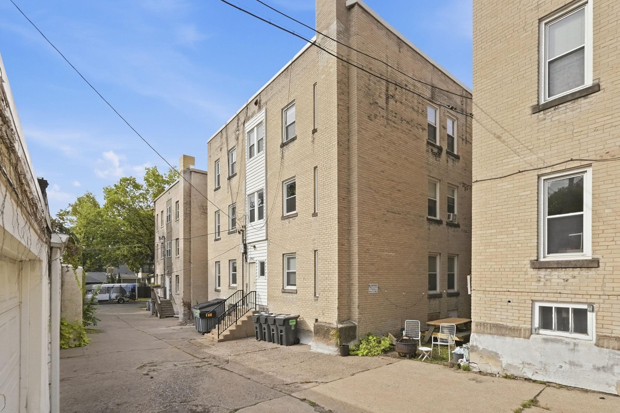 main property photo 26