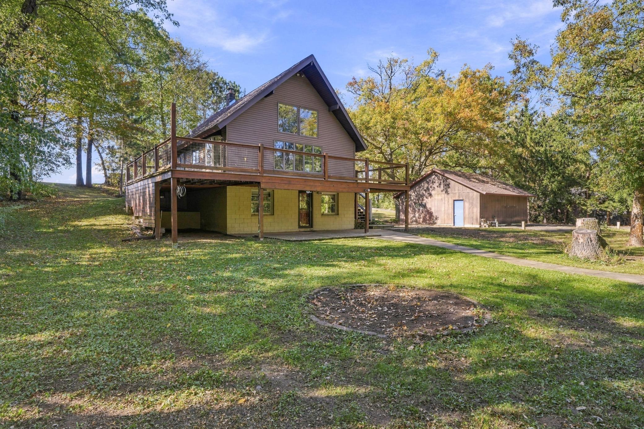 main property photo 41
