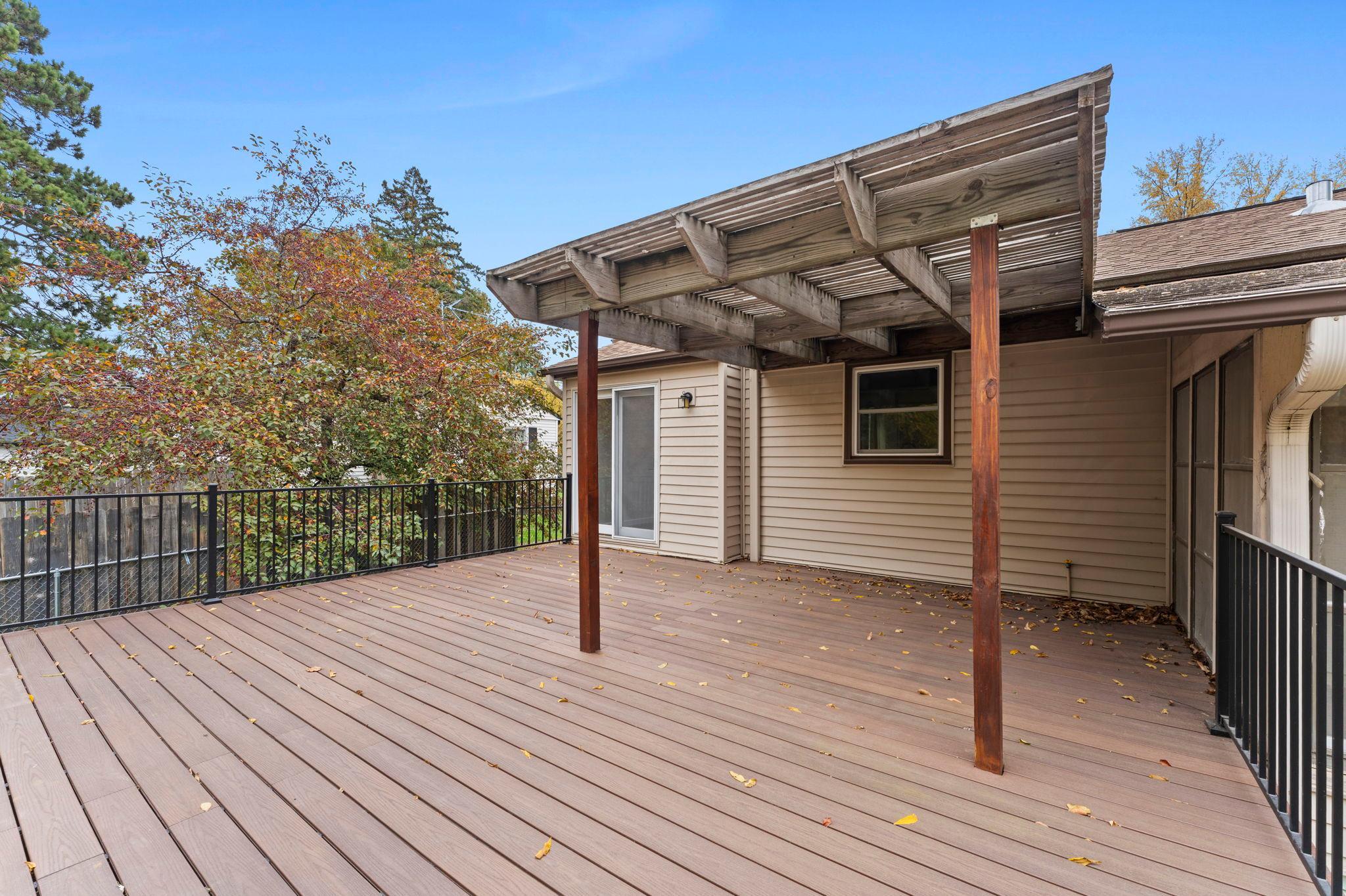 main property photo 34