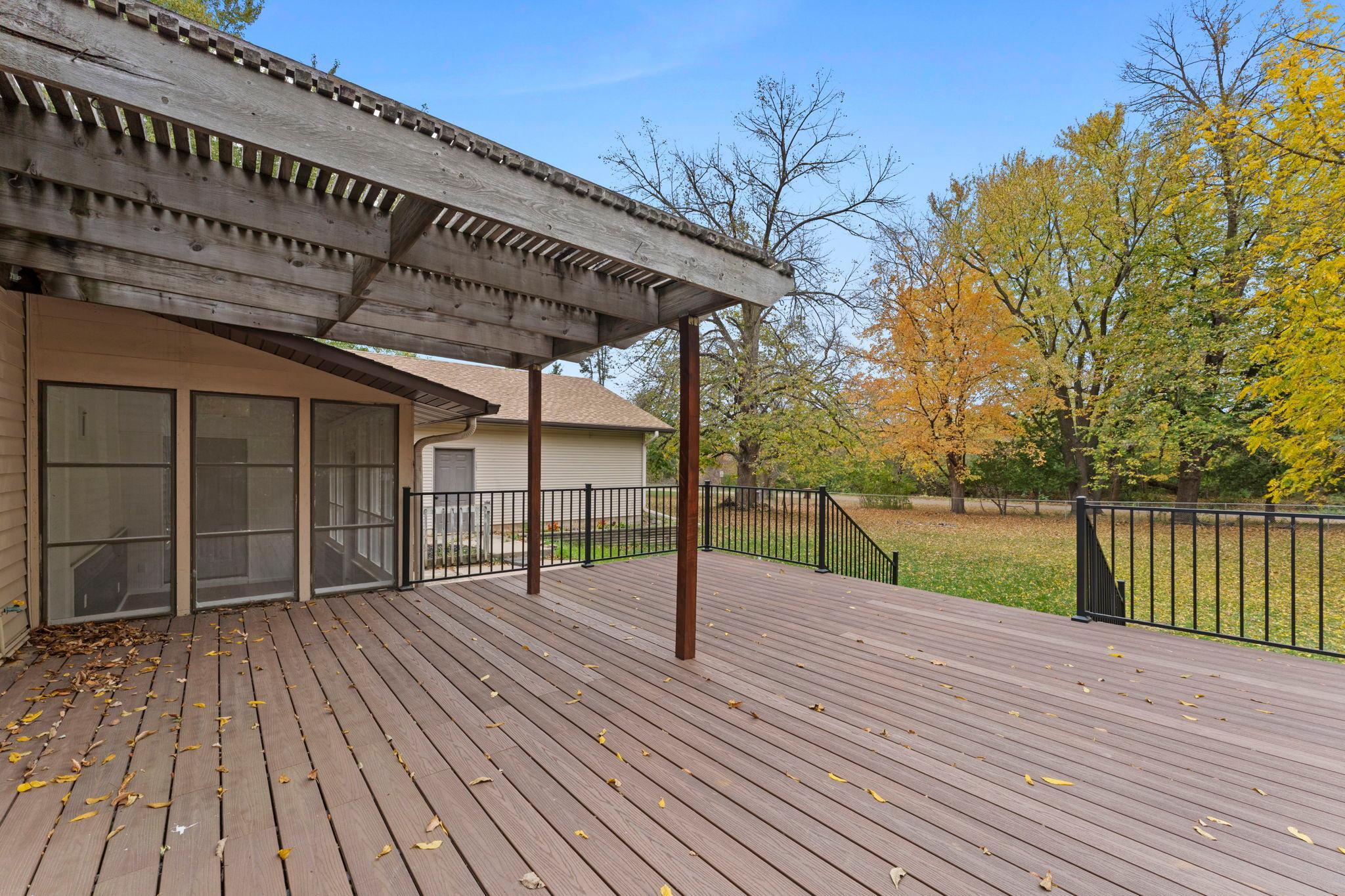main property photo 36