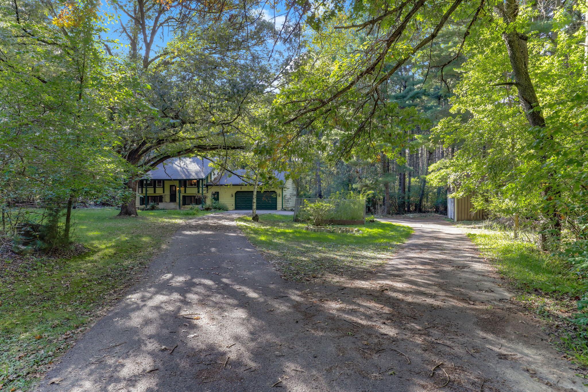 main property photo 25