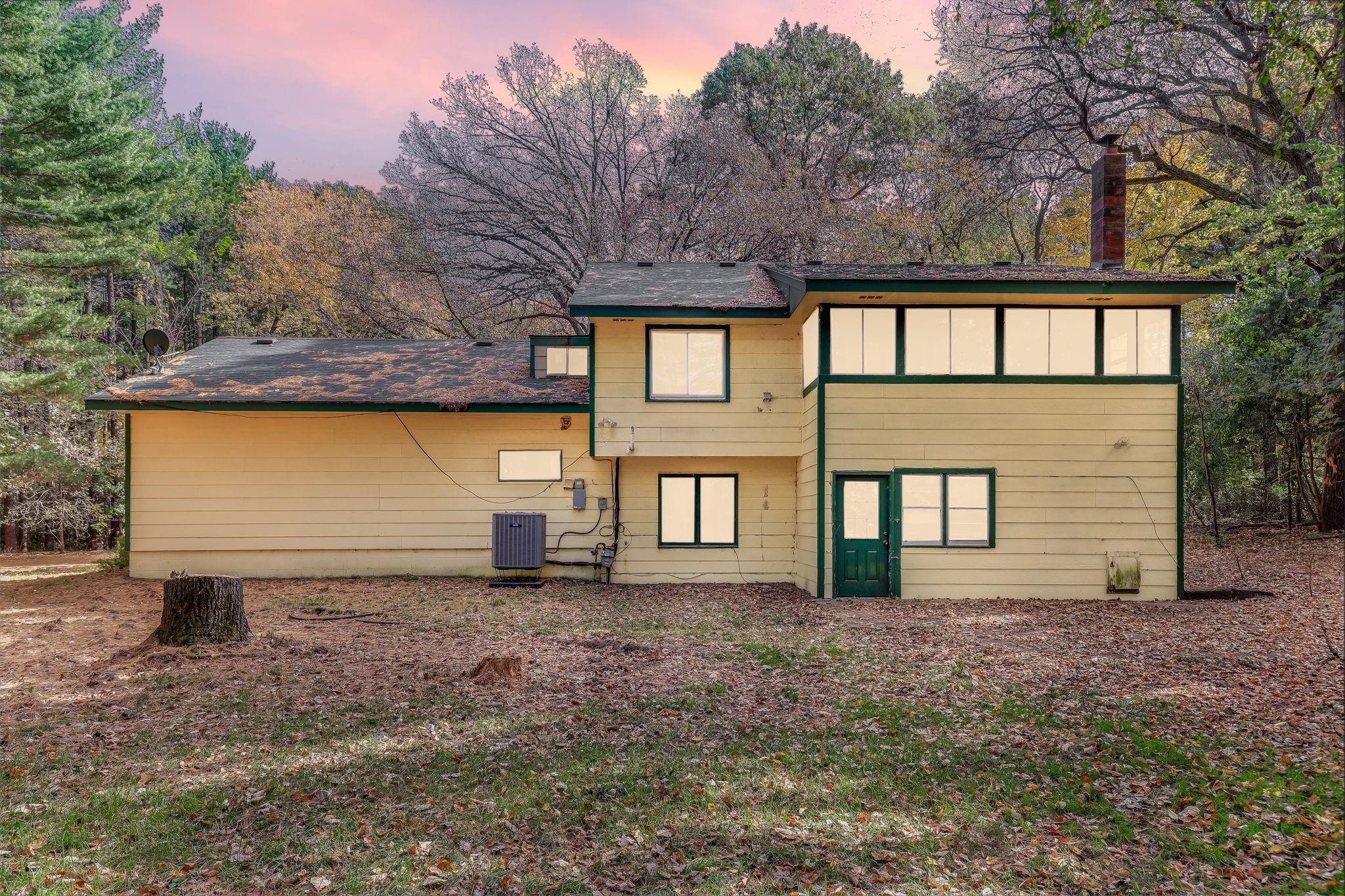 main property photo 28