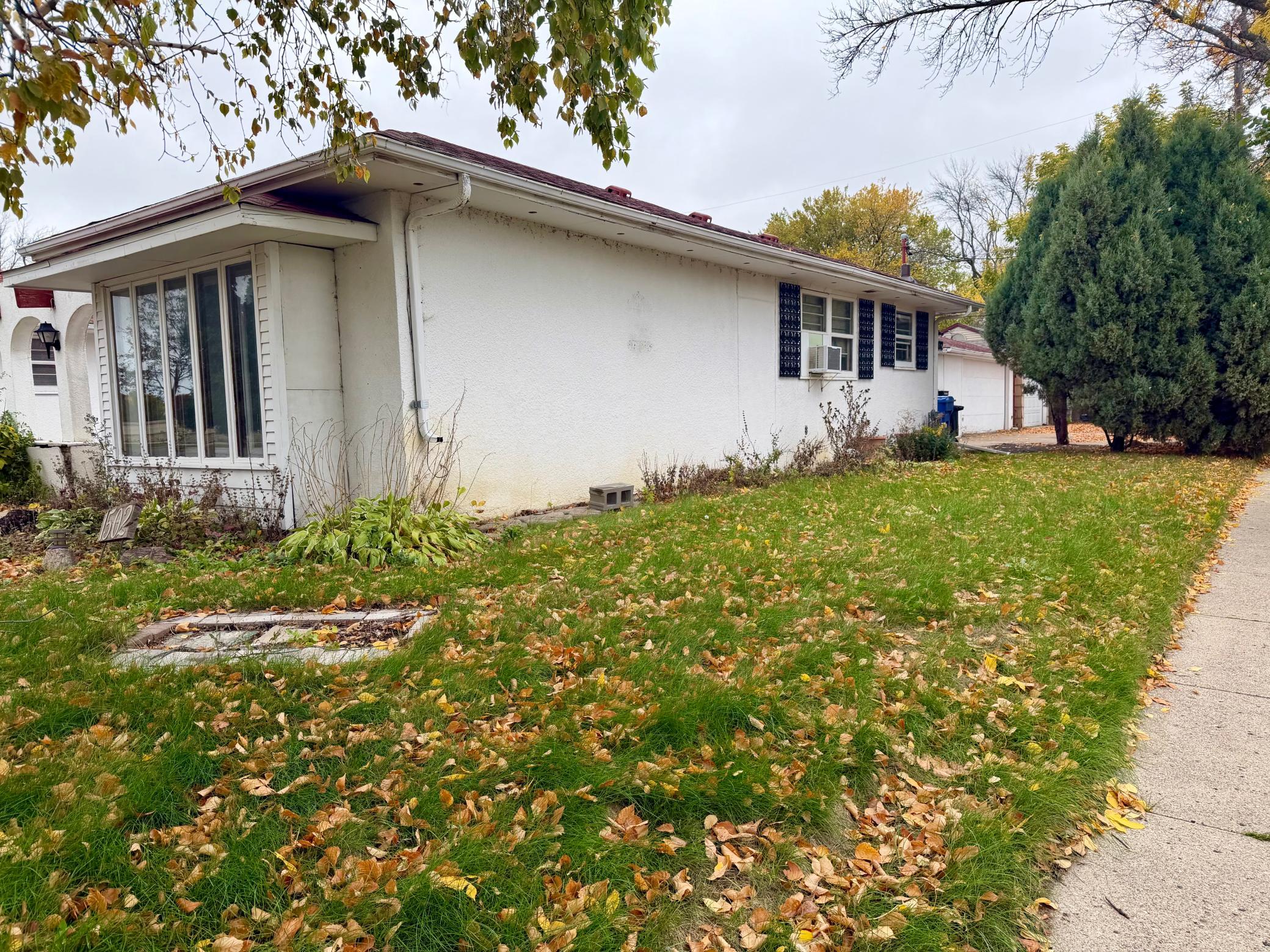 main property photo 9