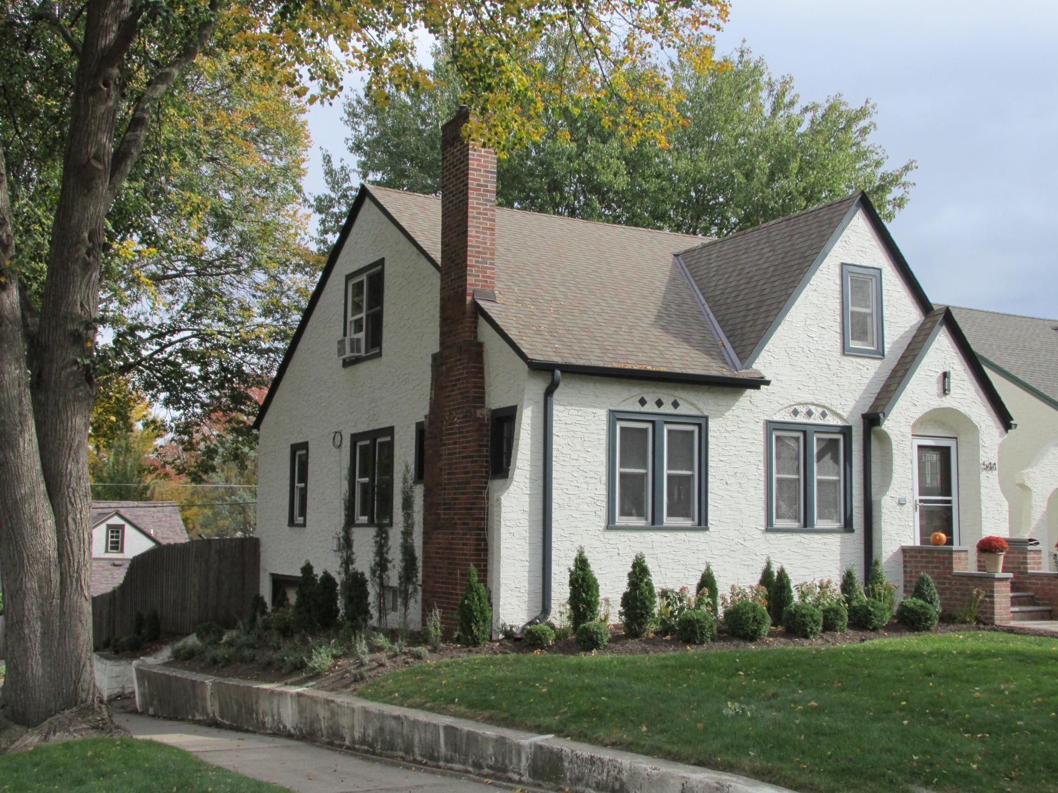 main property photo 19