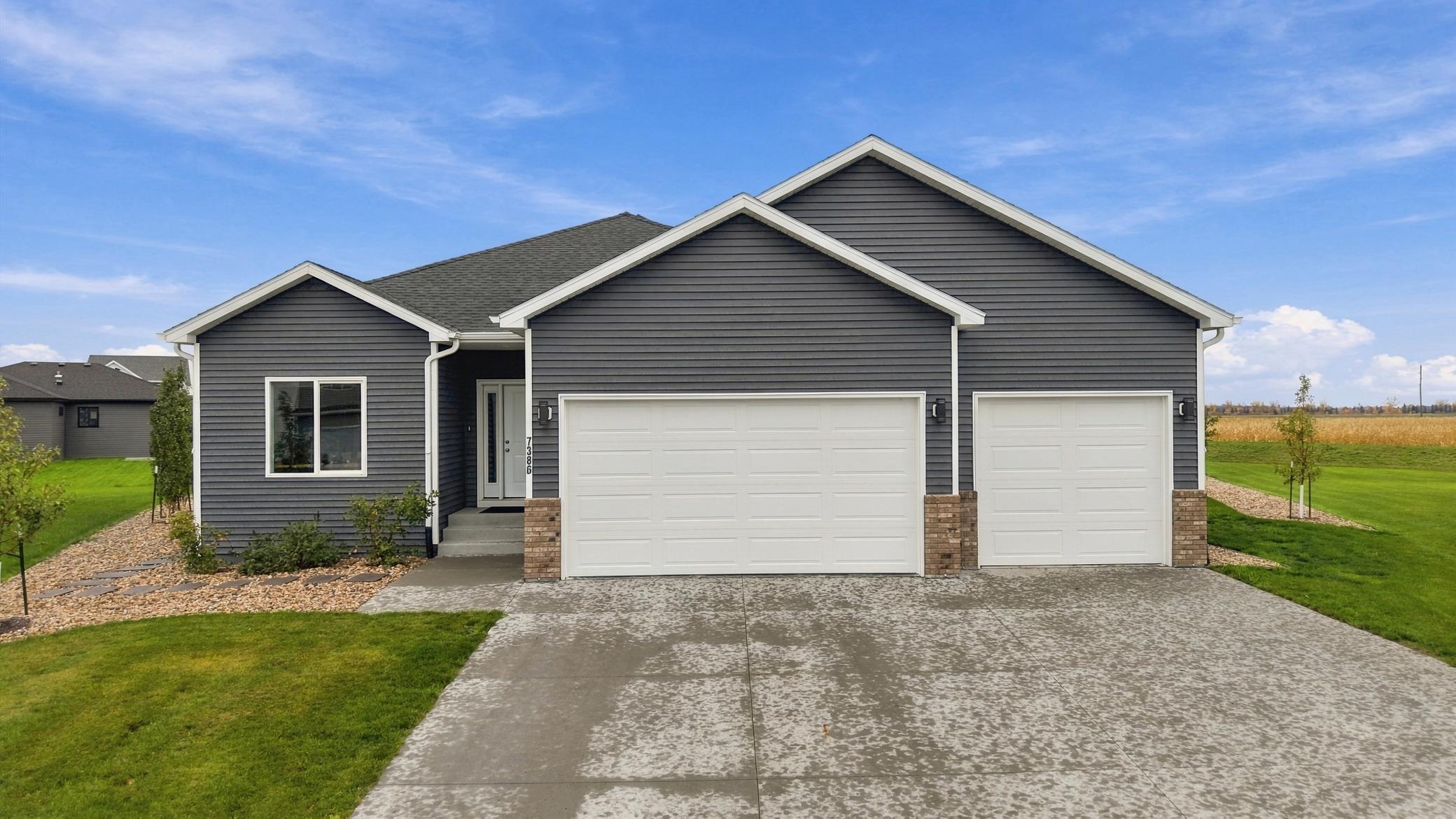main property photo 0