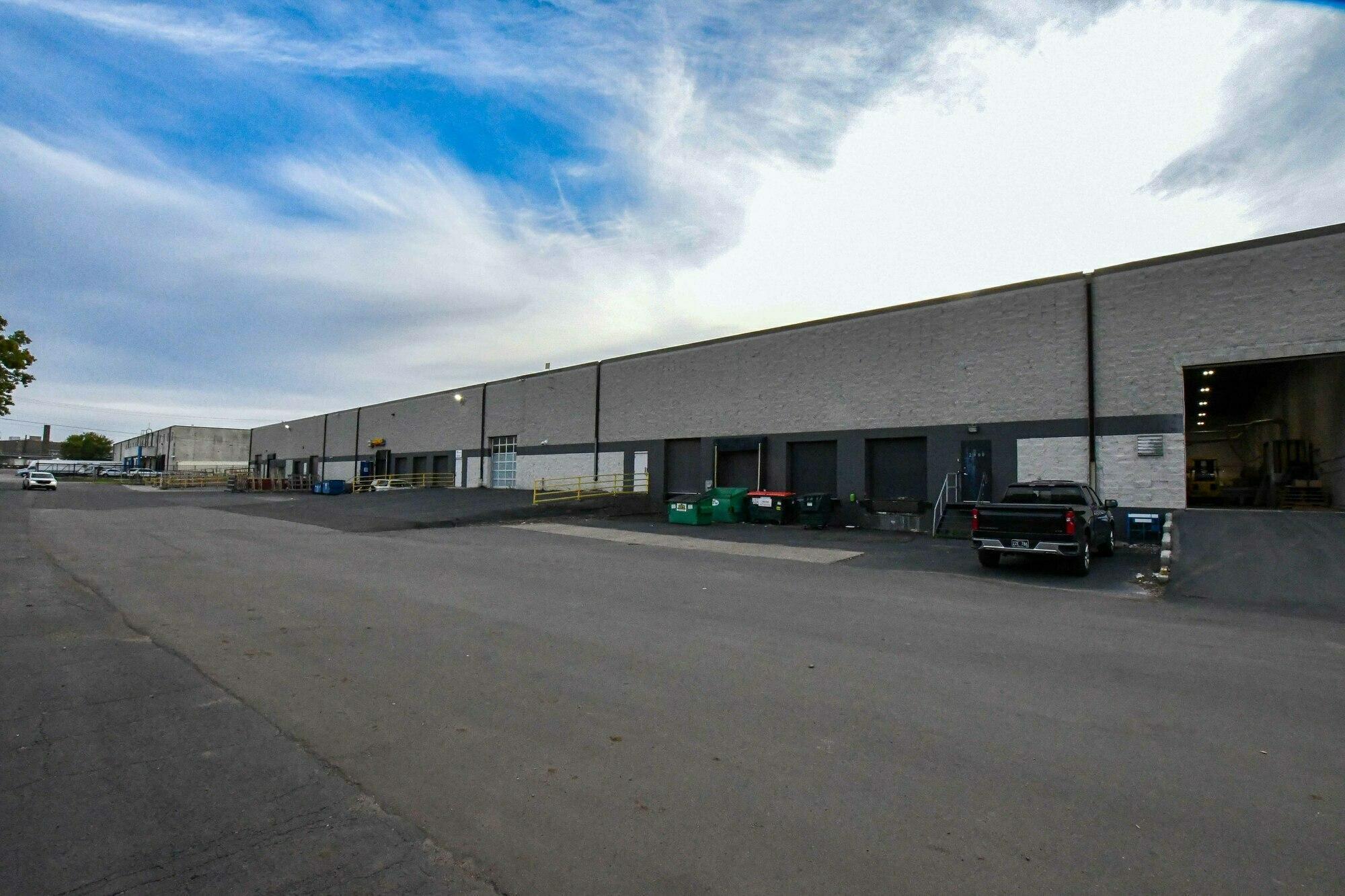 main property photo 73
