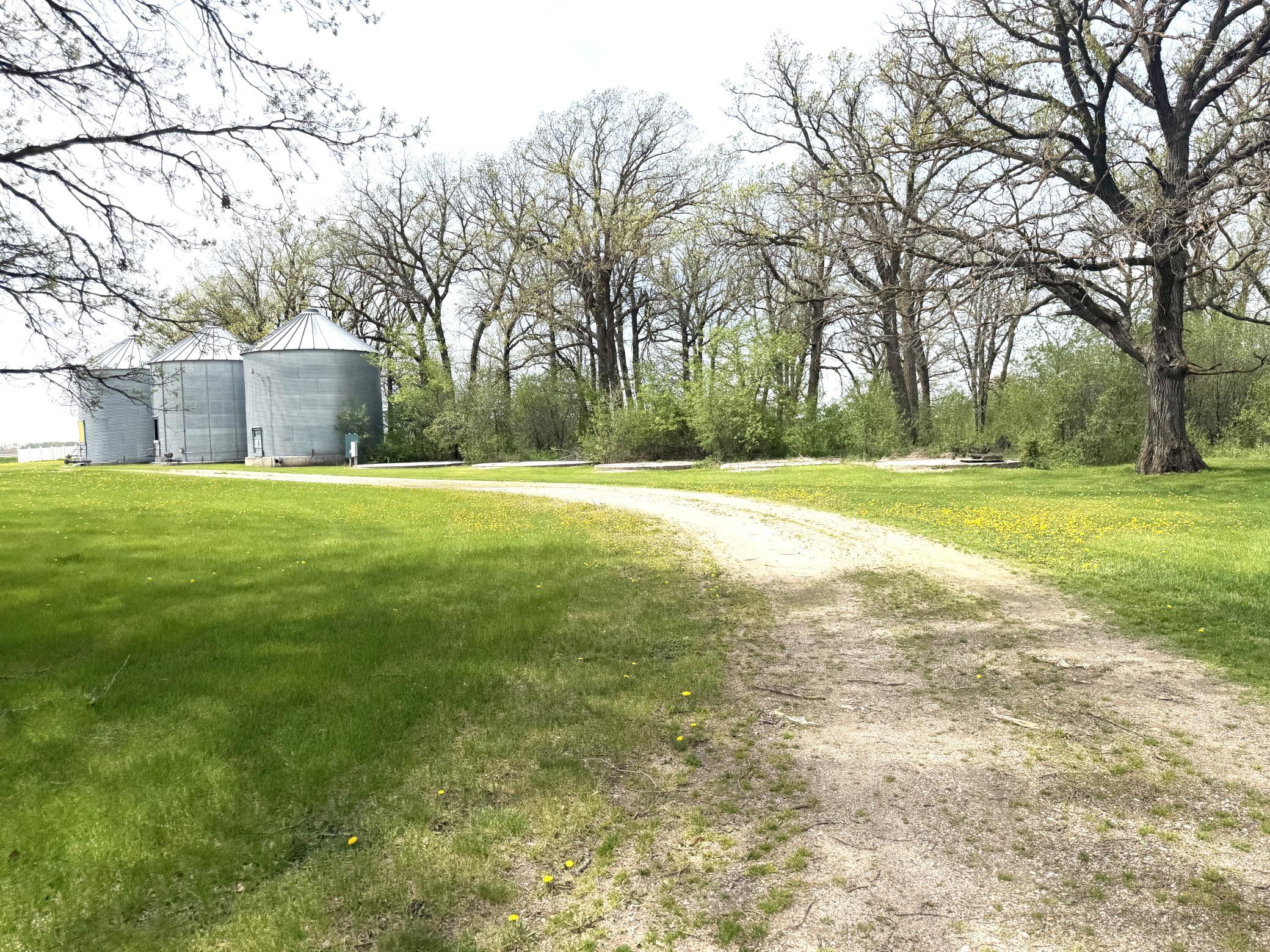 main property photo 67