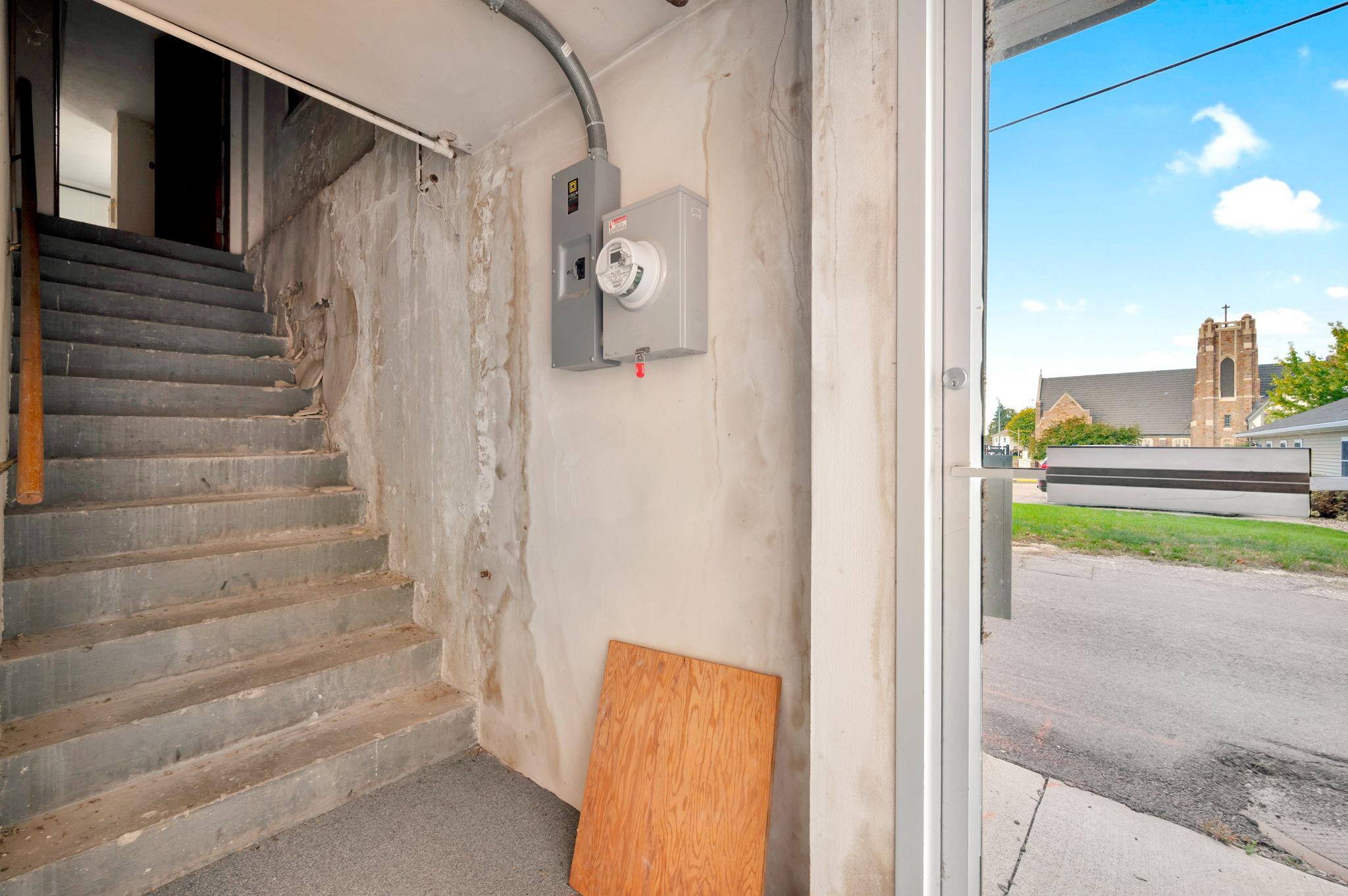 main property photo 27