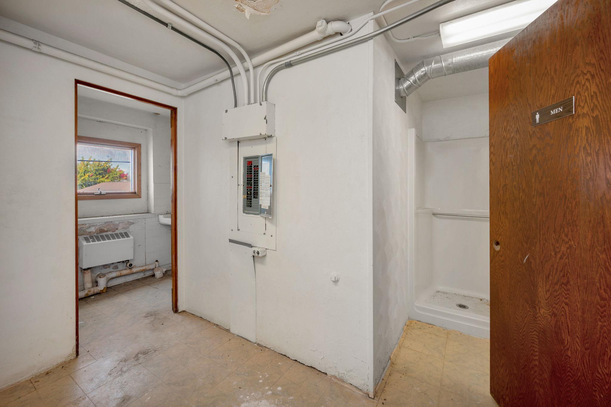 main property photo 47