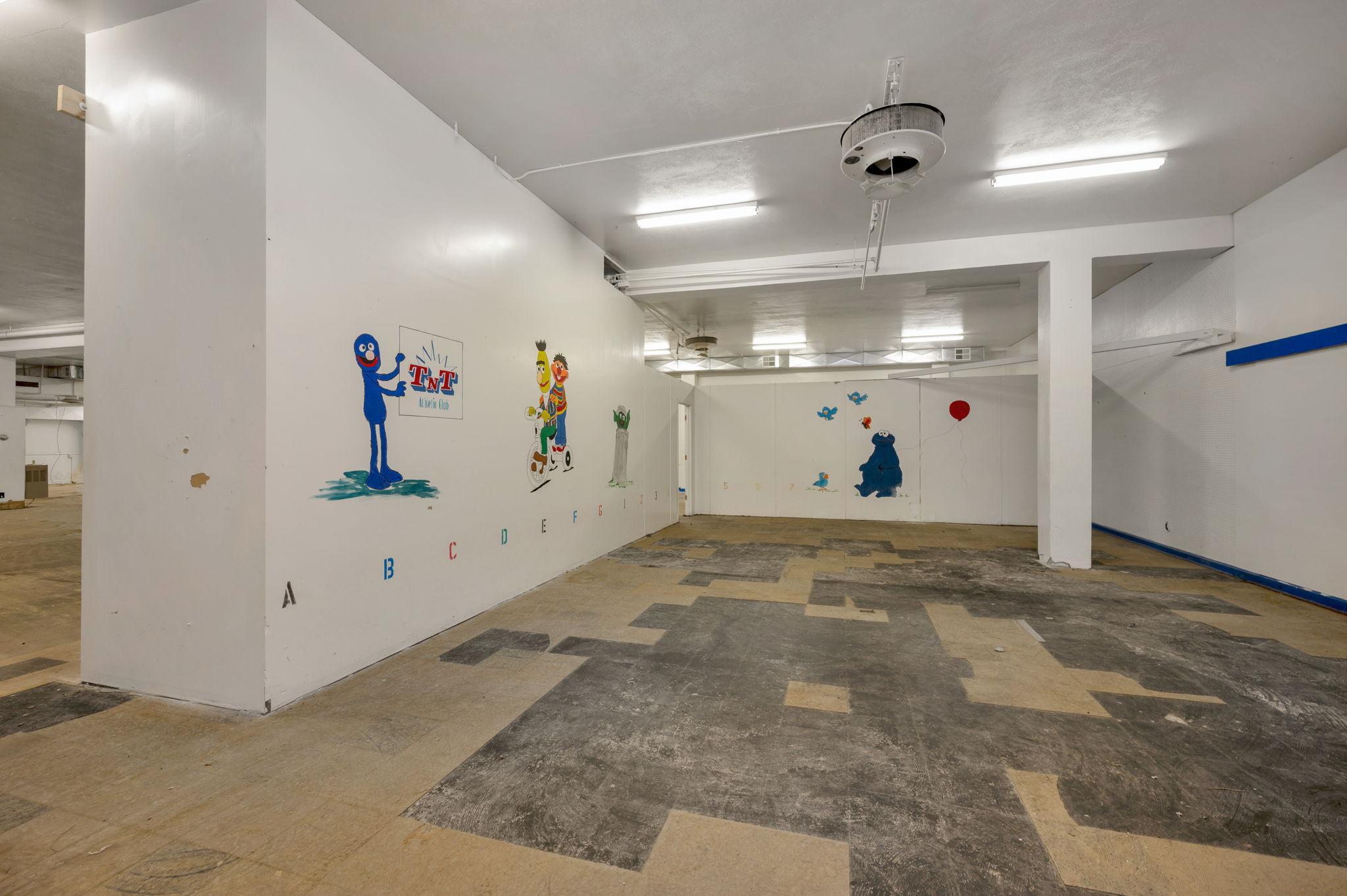 main property photo 59