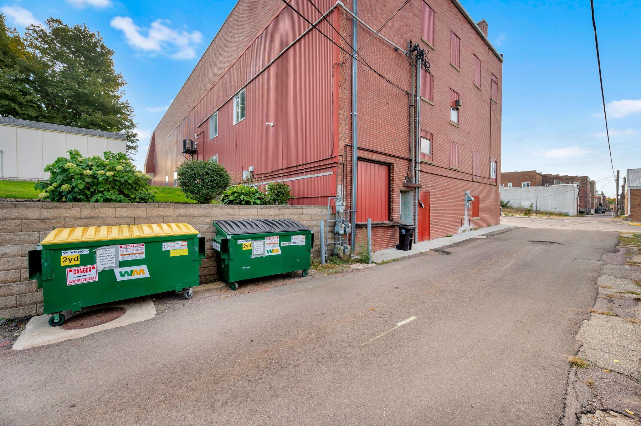 main property photo 9