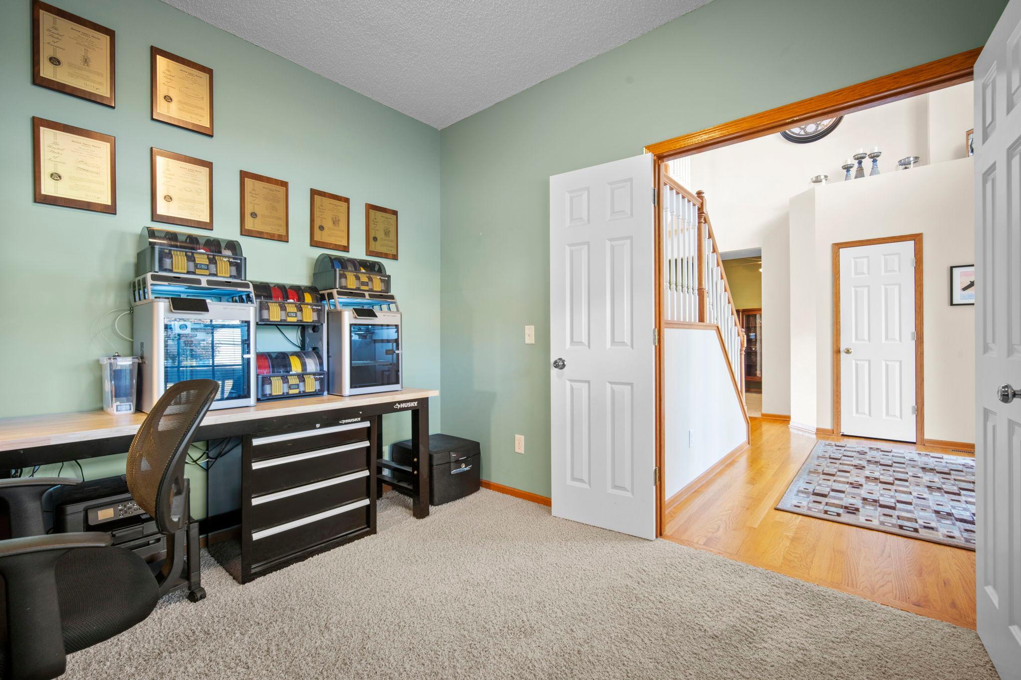 main property photo 10