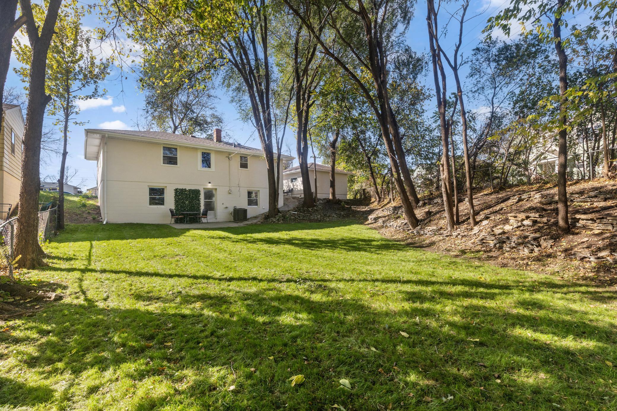 main property photo 13