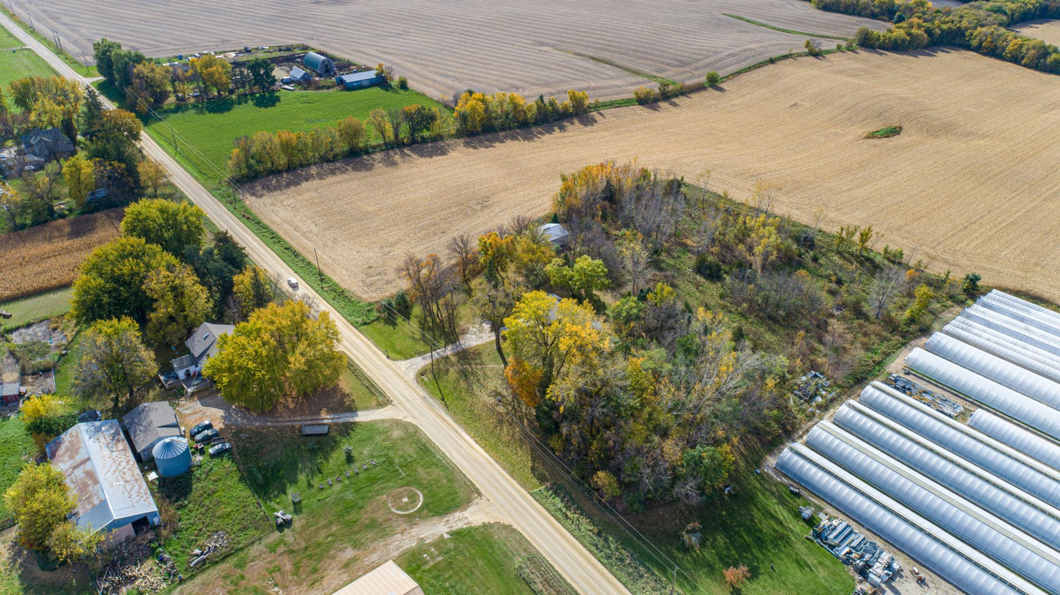 main property photo 43