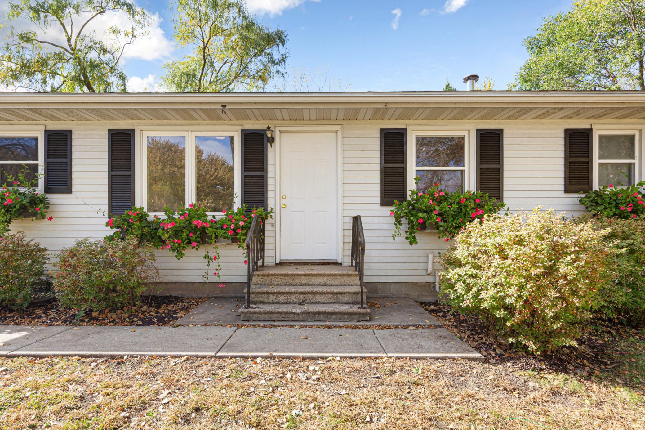 main property photo 50
