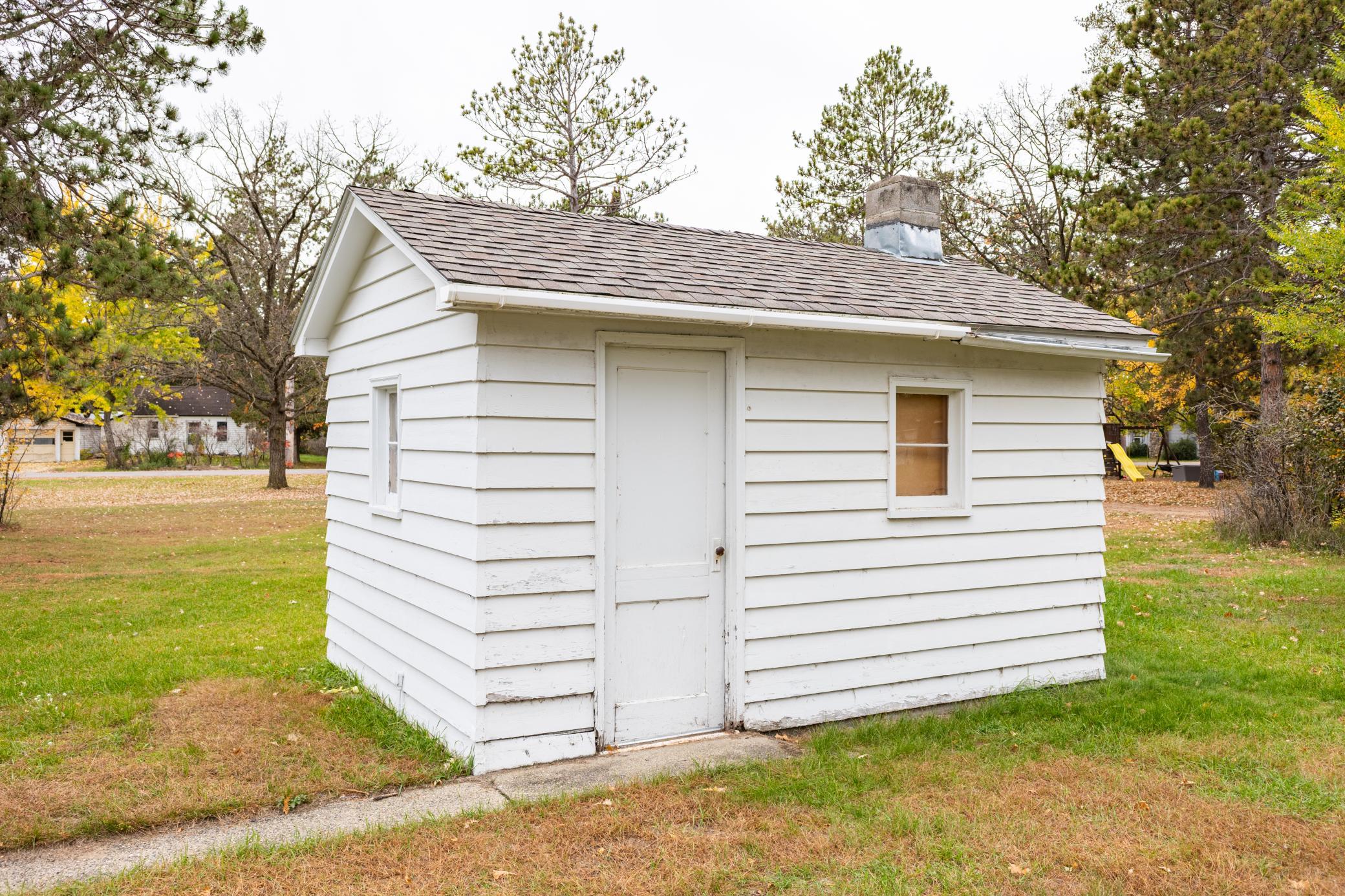 main property photo 24