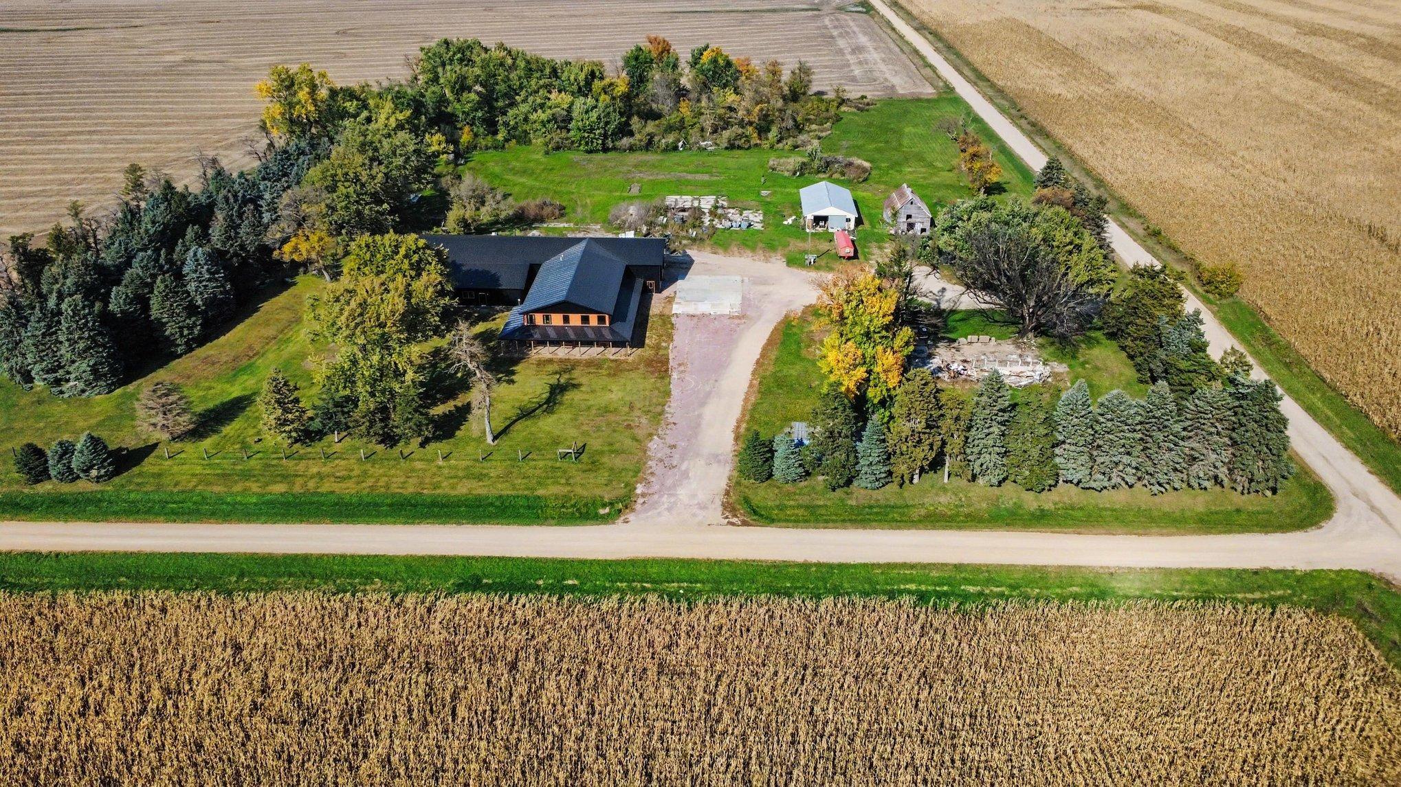 main property photo 50