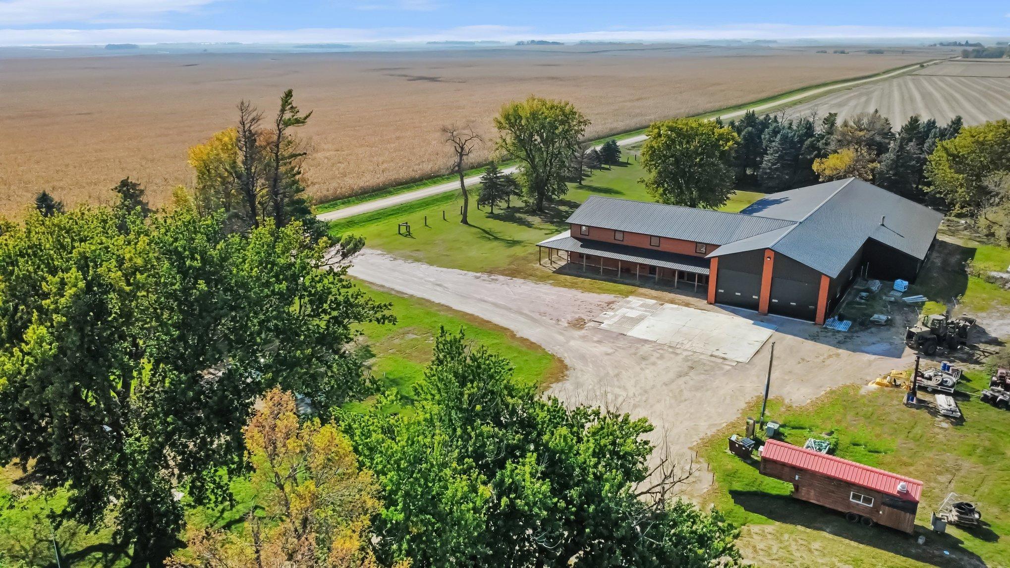 main property photo 51