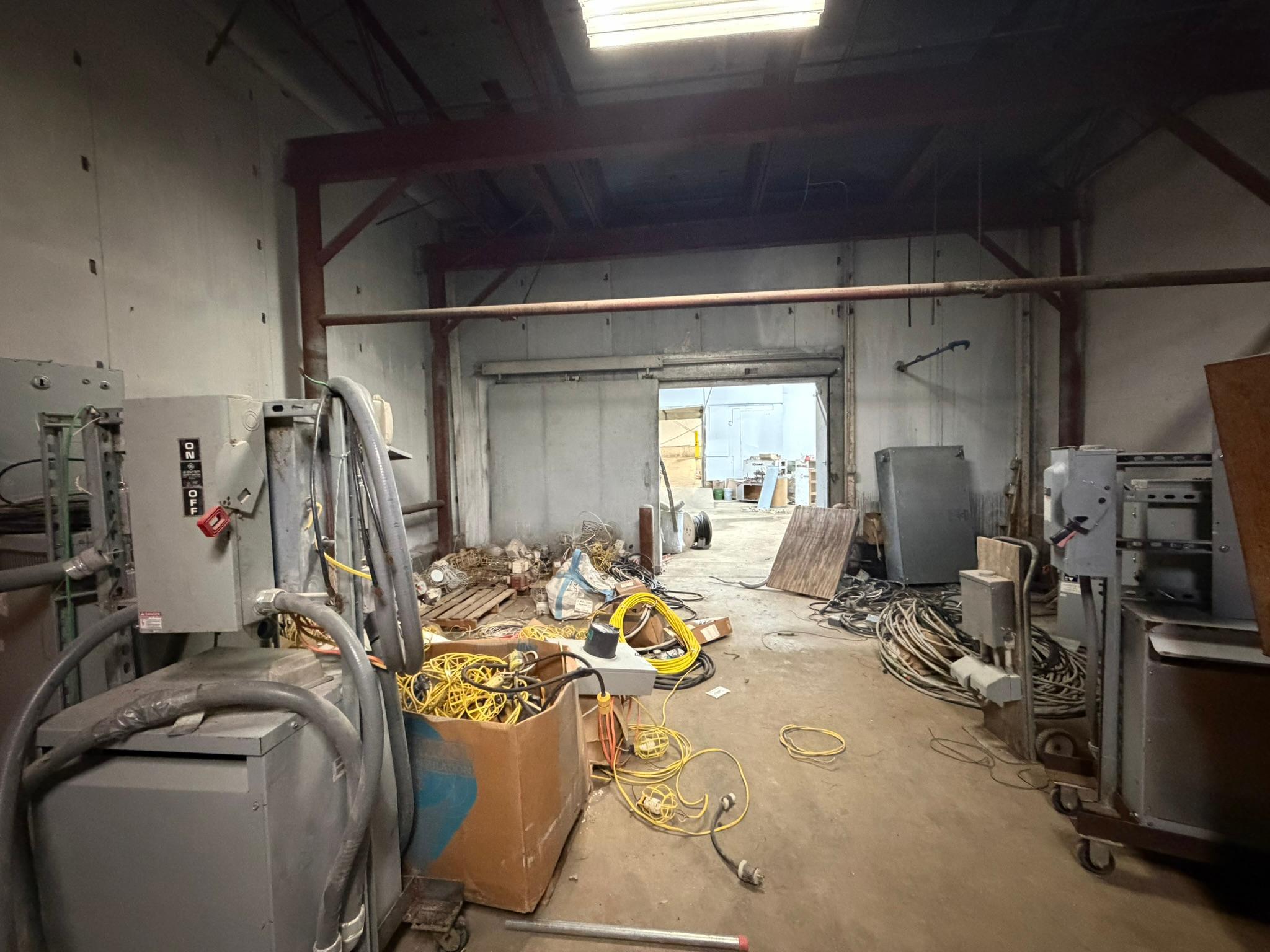 main property photo 27