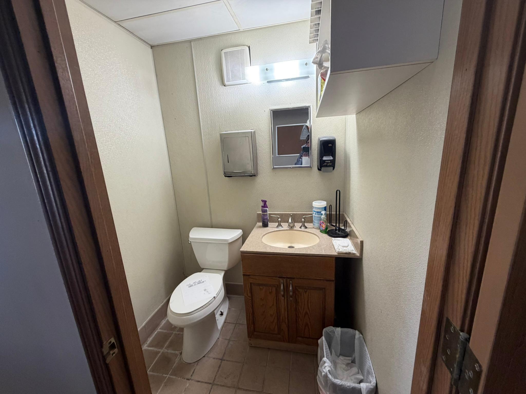 main property photo 51