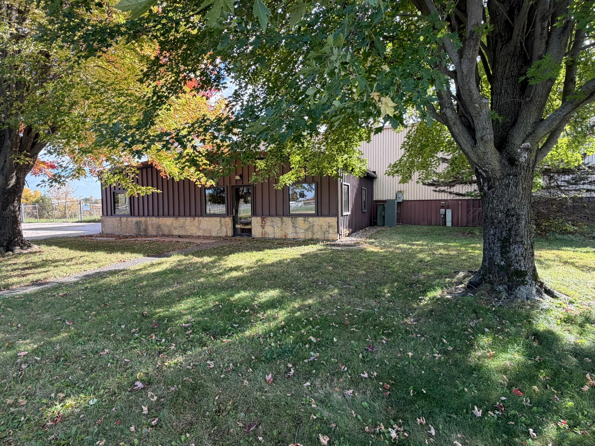 main property photo 6