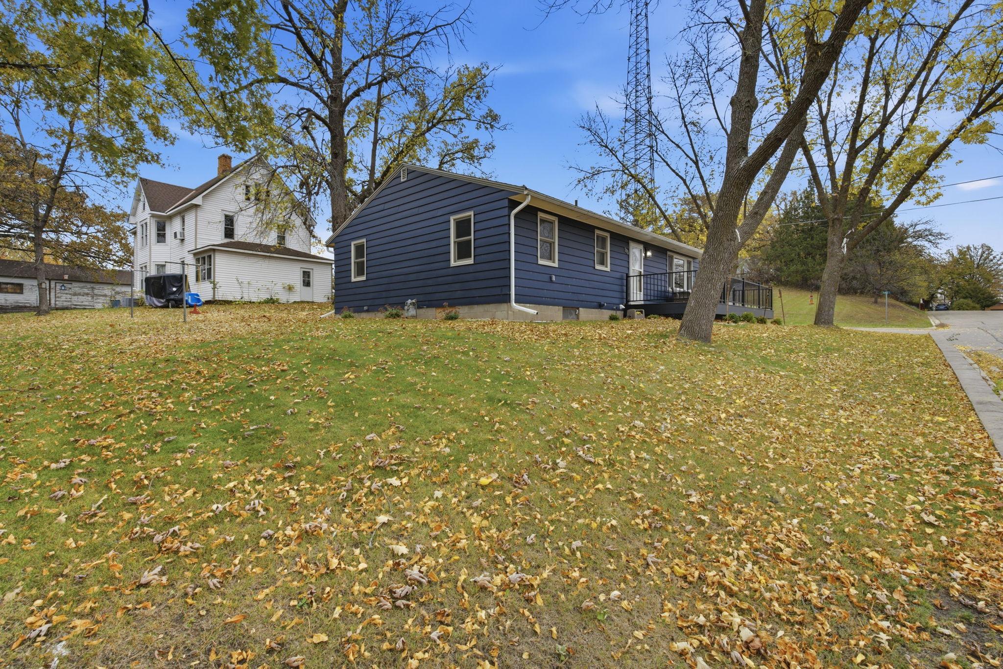 main property photo 23